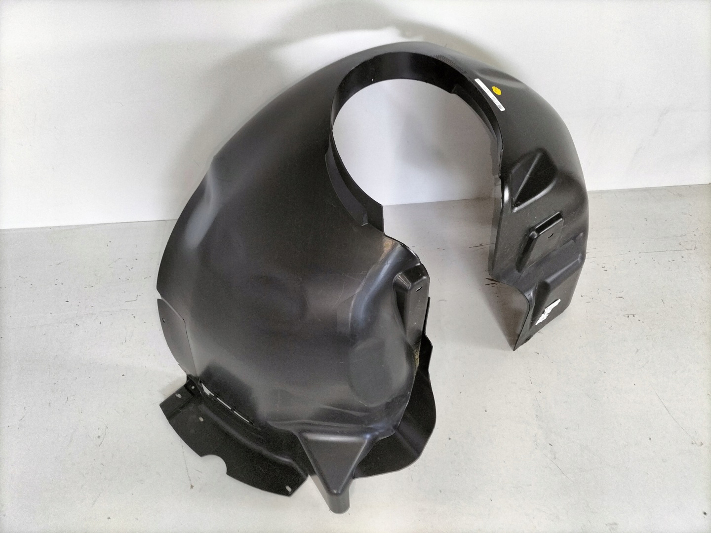 mudguard front left VW TRANSPORTER T7 21
