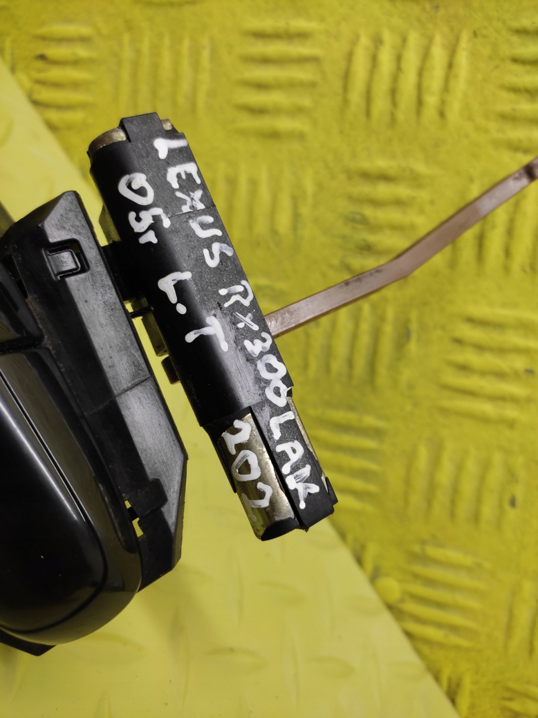 LEXUS RX300 handle exterior left rear part