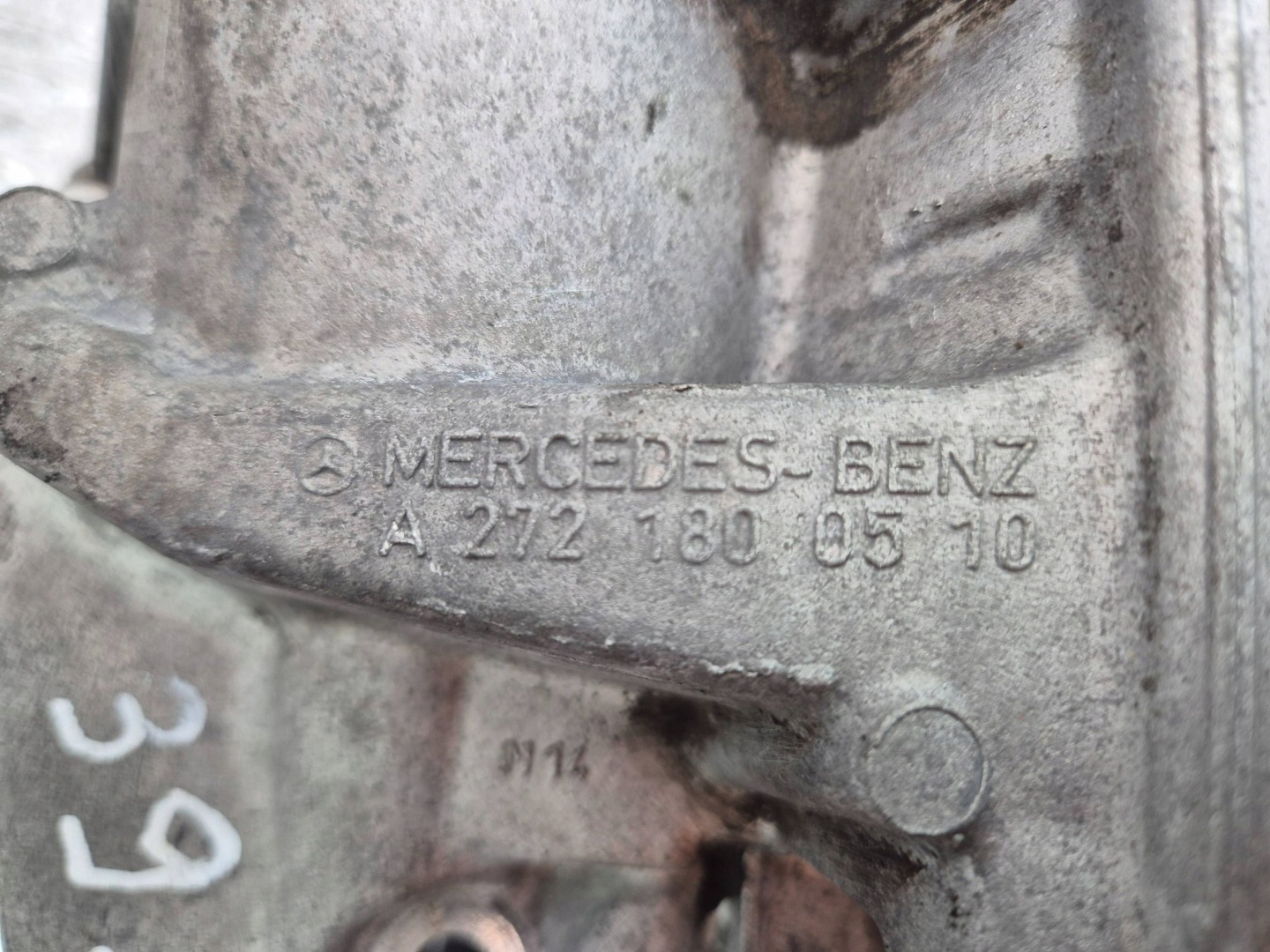 Mercedes C280 W204 Ölfiltergehäuse A2721800510