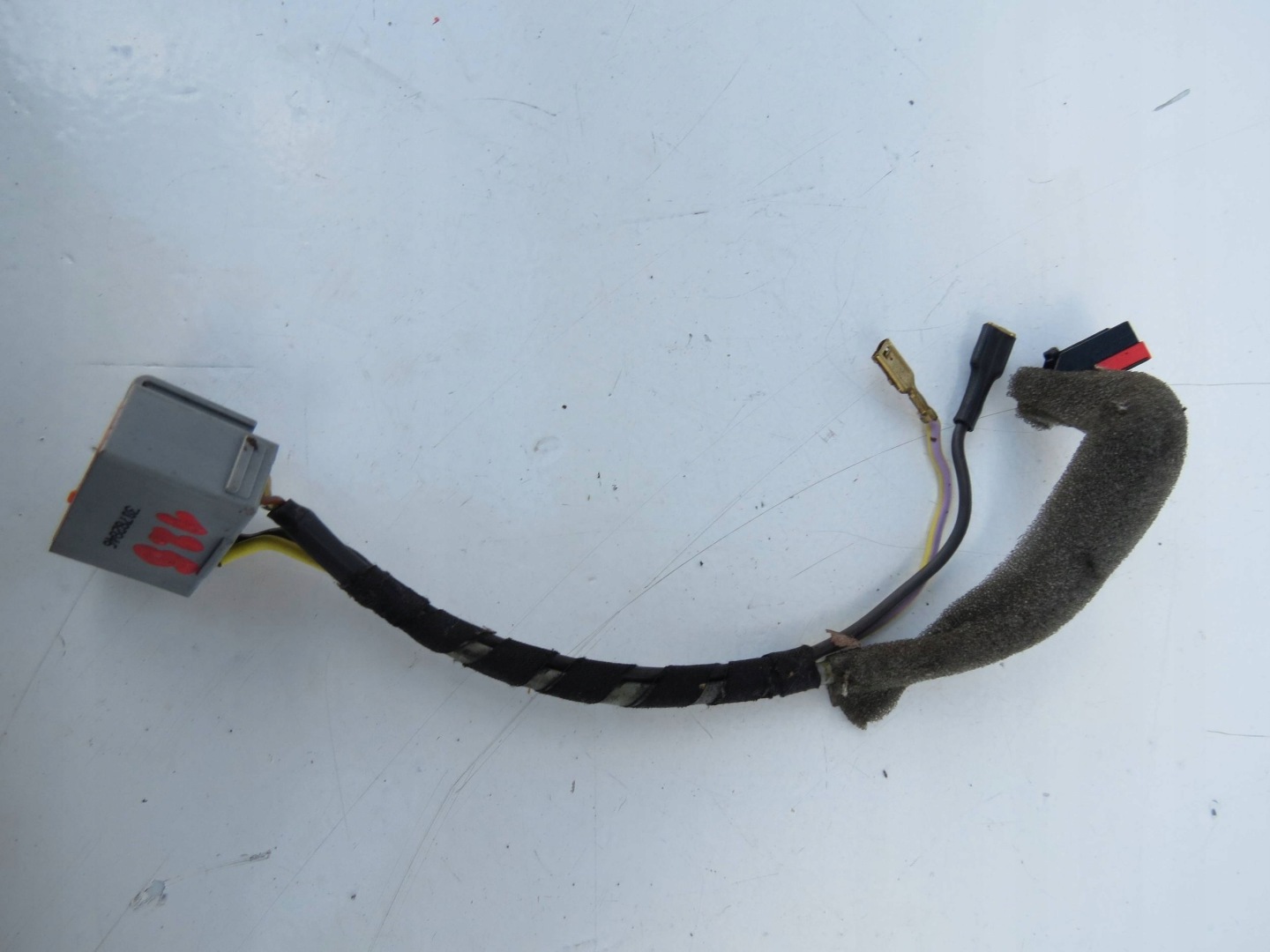 wiring AUX VOLVO XC90 and 30782846