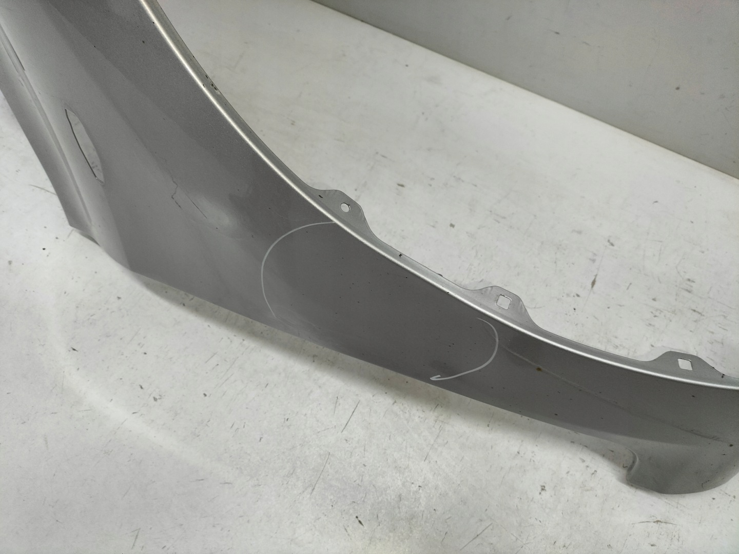fender front front right TOYOTA AURIS and 07-10