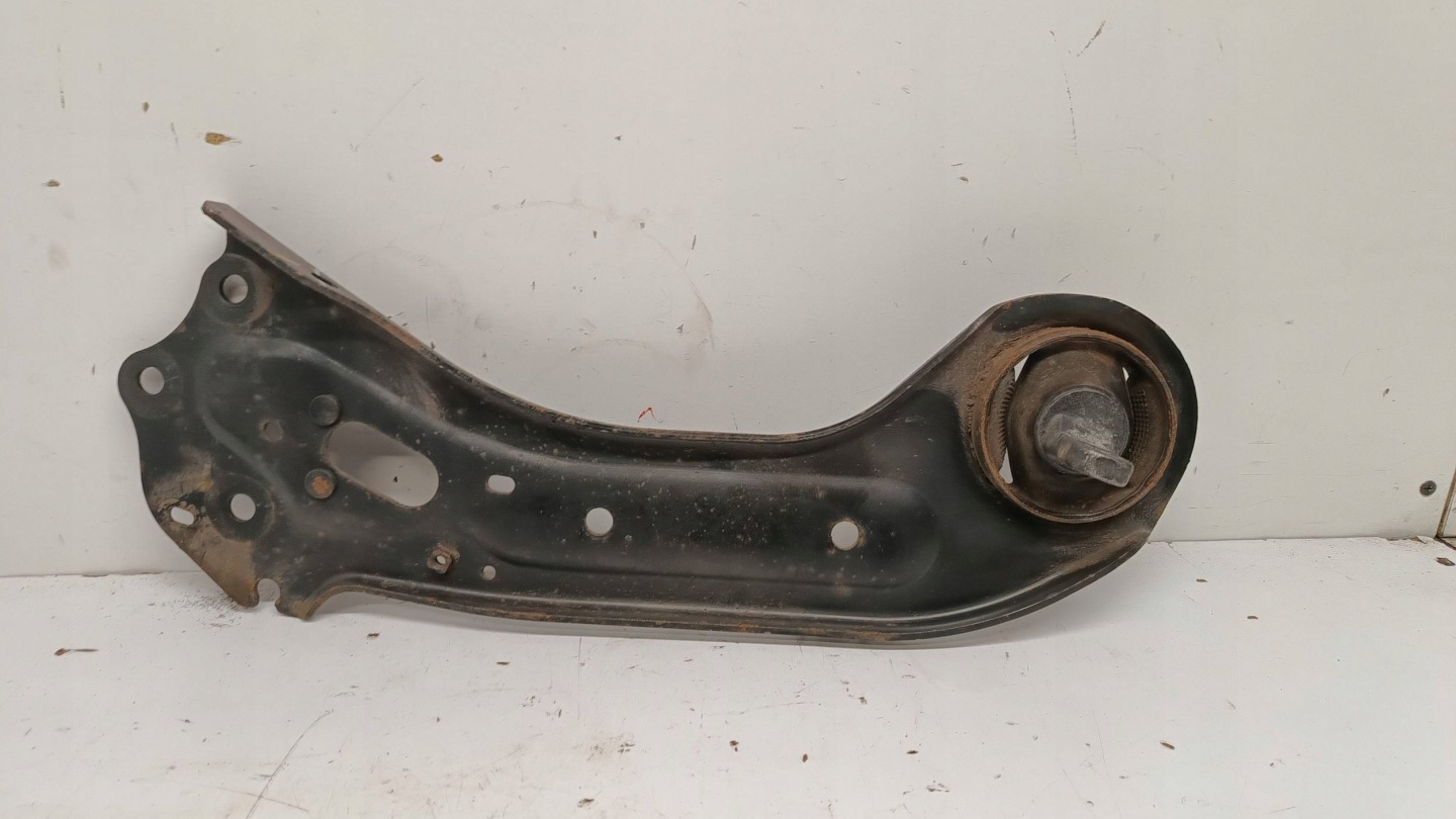 KIA OPTIMA arm right rear part