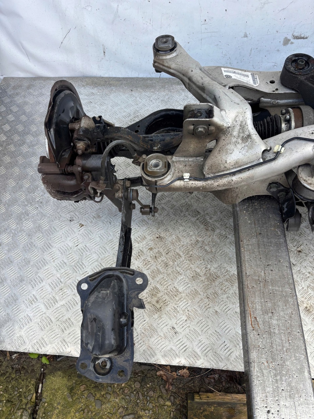 Achsträger Differential hinten VW PASSAT B6 4x4 2.0 TDI