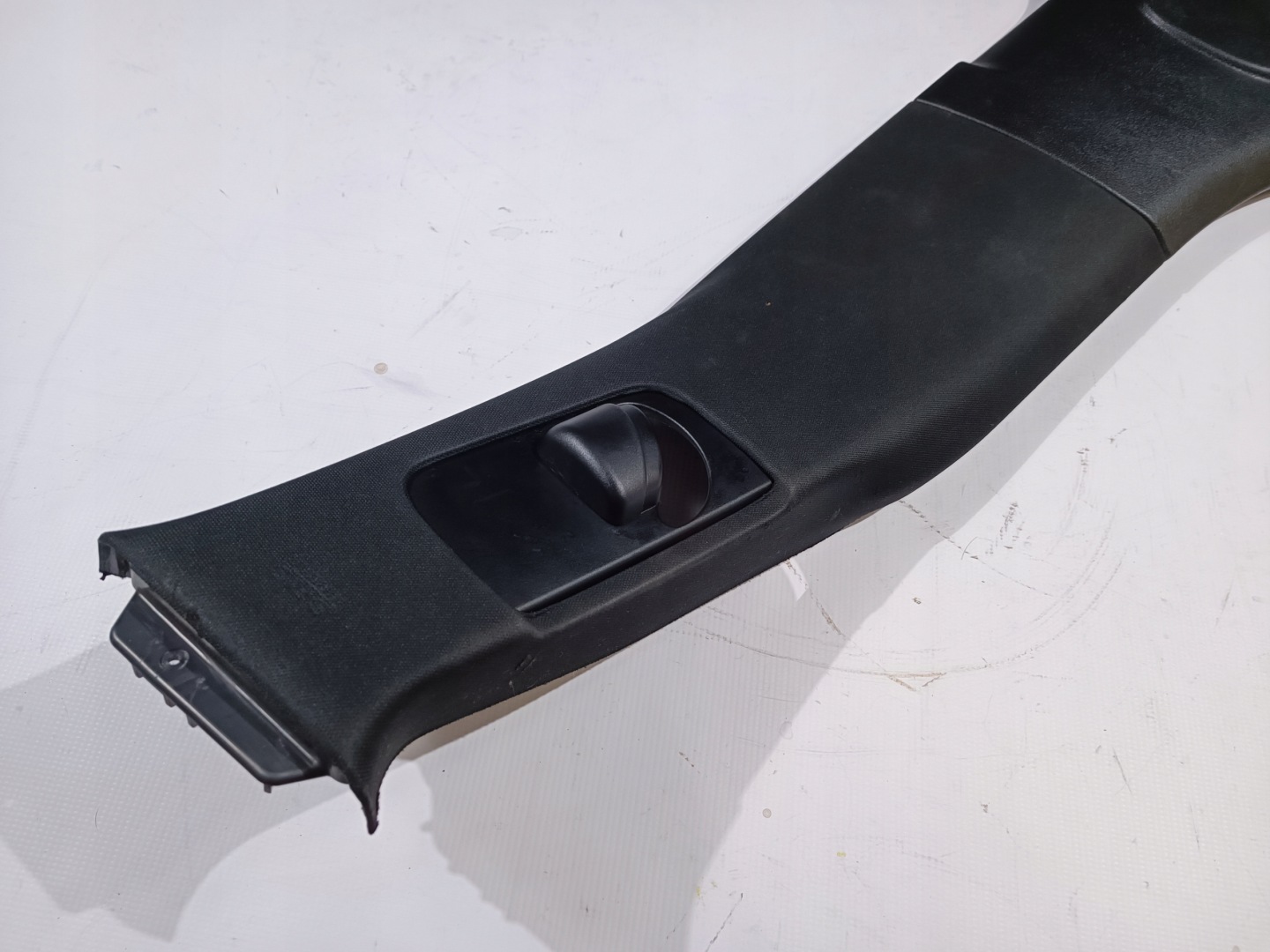 cover side panel slupka B right Dodge Charger 2015