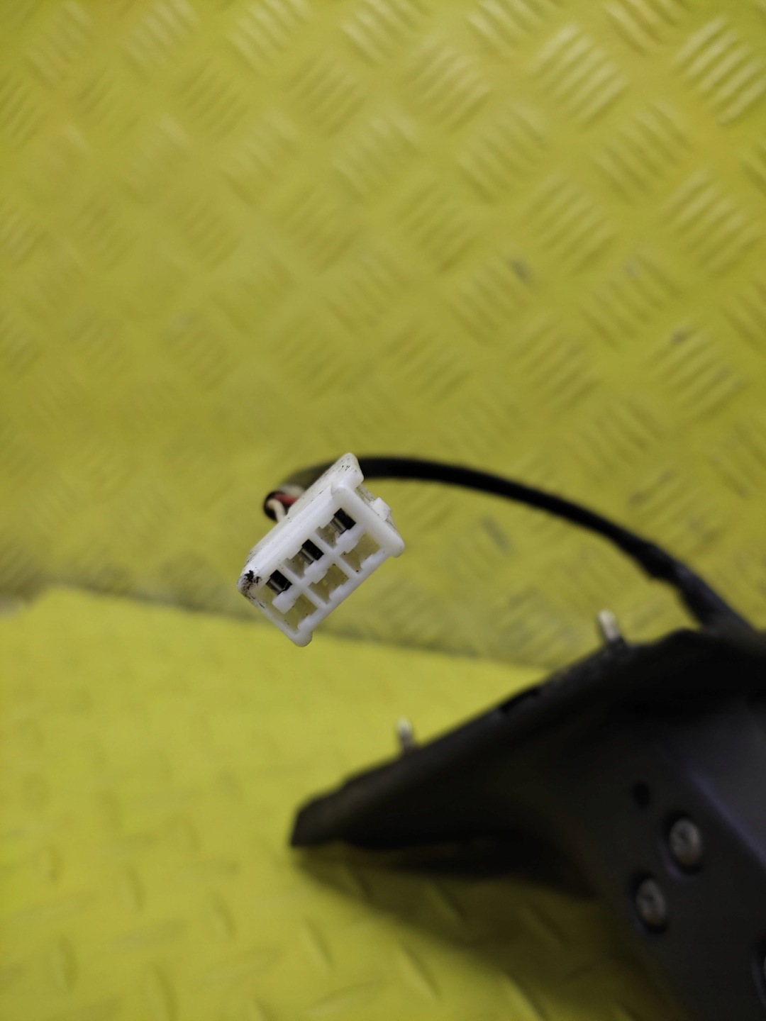 DAIHATSU YRV mirror exterior right 3 PIN