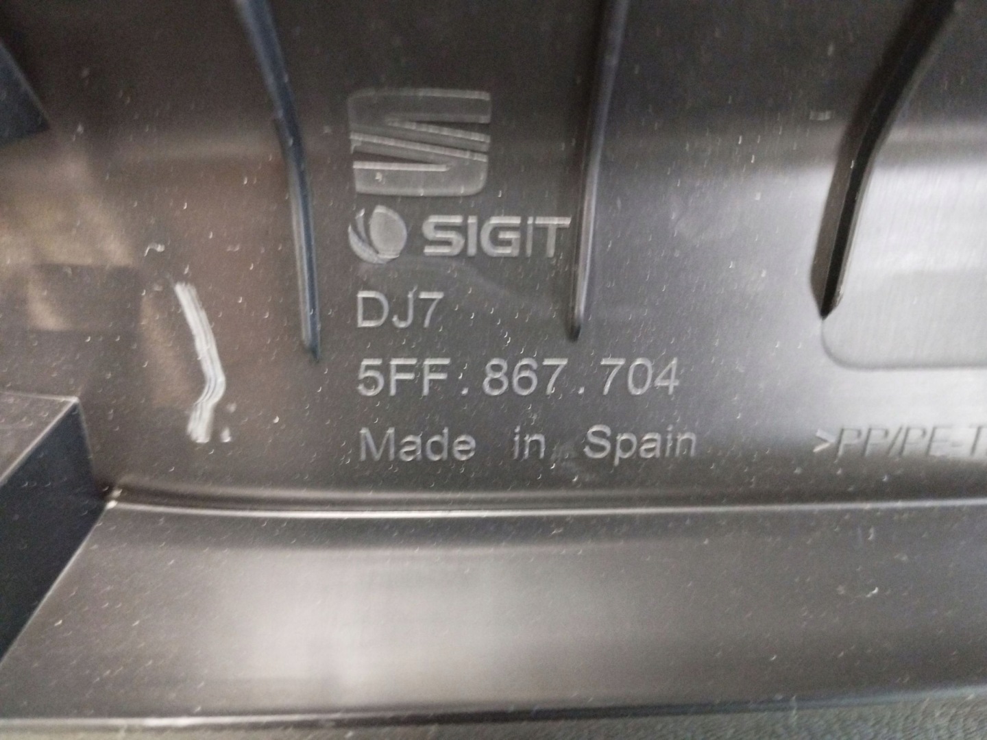 Cupra Formentor LIFT upholstery bonnet rear part 5FF867601C
