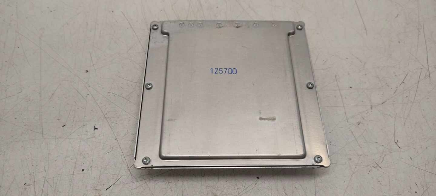 control unit computer of the engine BMW E39 LIFT 3,0TD kombi