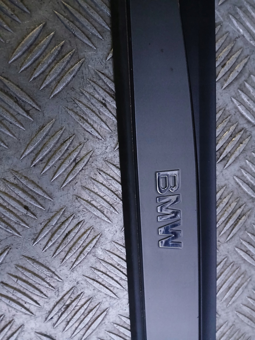 BMW E60 E61 moulding cap of the threshold left or right