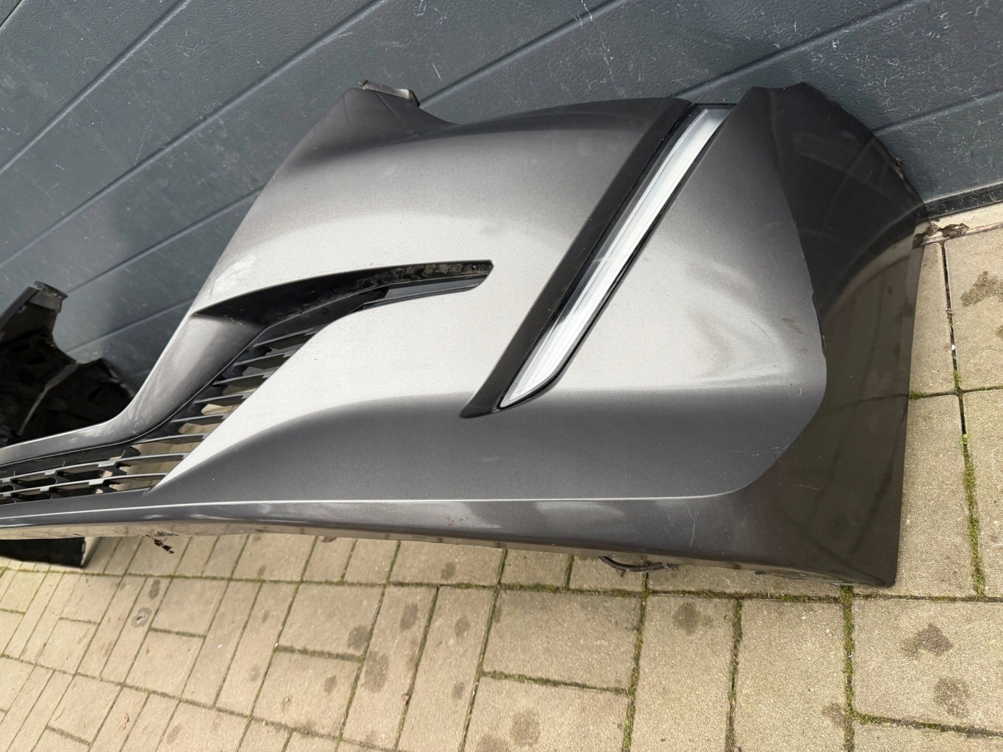 Peugeot 208 II 18- bumper front front
