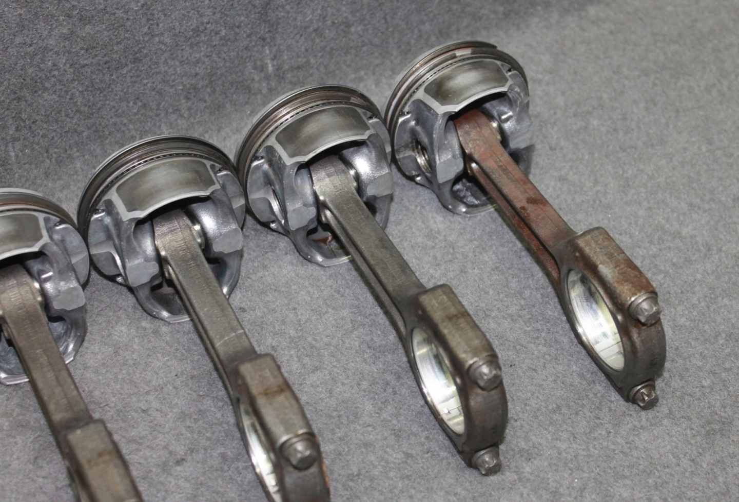 BMW E88 E90 E60 F01 E71 N54B30A 3.5i 4.0i Piston Bielle - 7577581 8497B