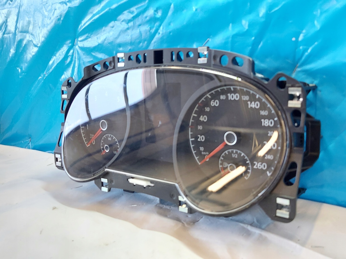 dials clock GOLF SPORT VAN 1.2 TSI 2017R 517920740C
