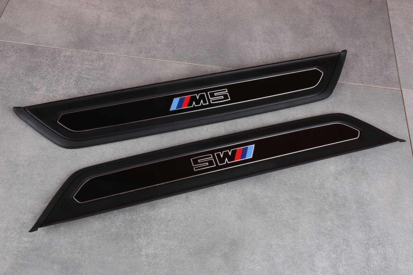 BMW M5 G90 G99 mouldings caps threshold front front 7886679