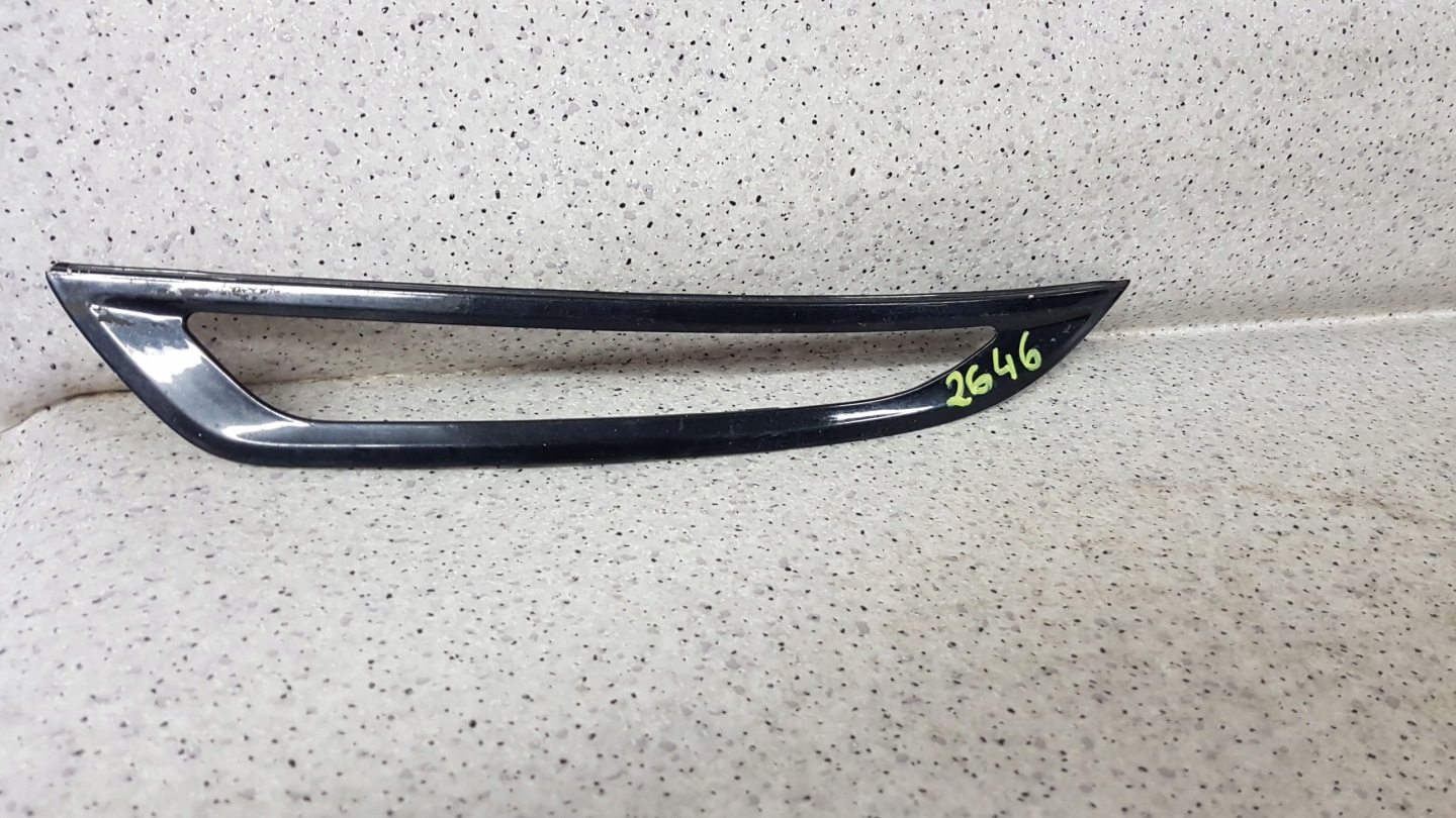 FORD KUGA MK1 2008 - lüftungsgitter grill links unter LAMPE 2646