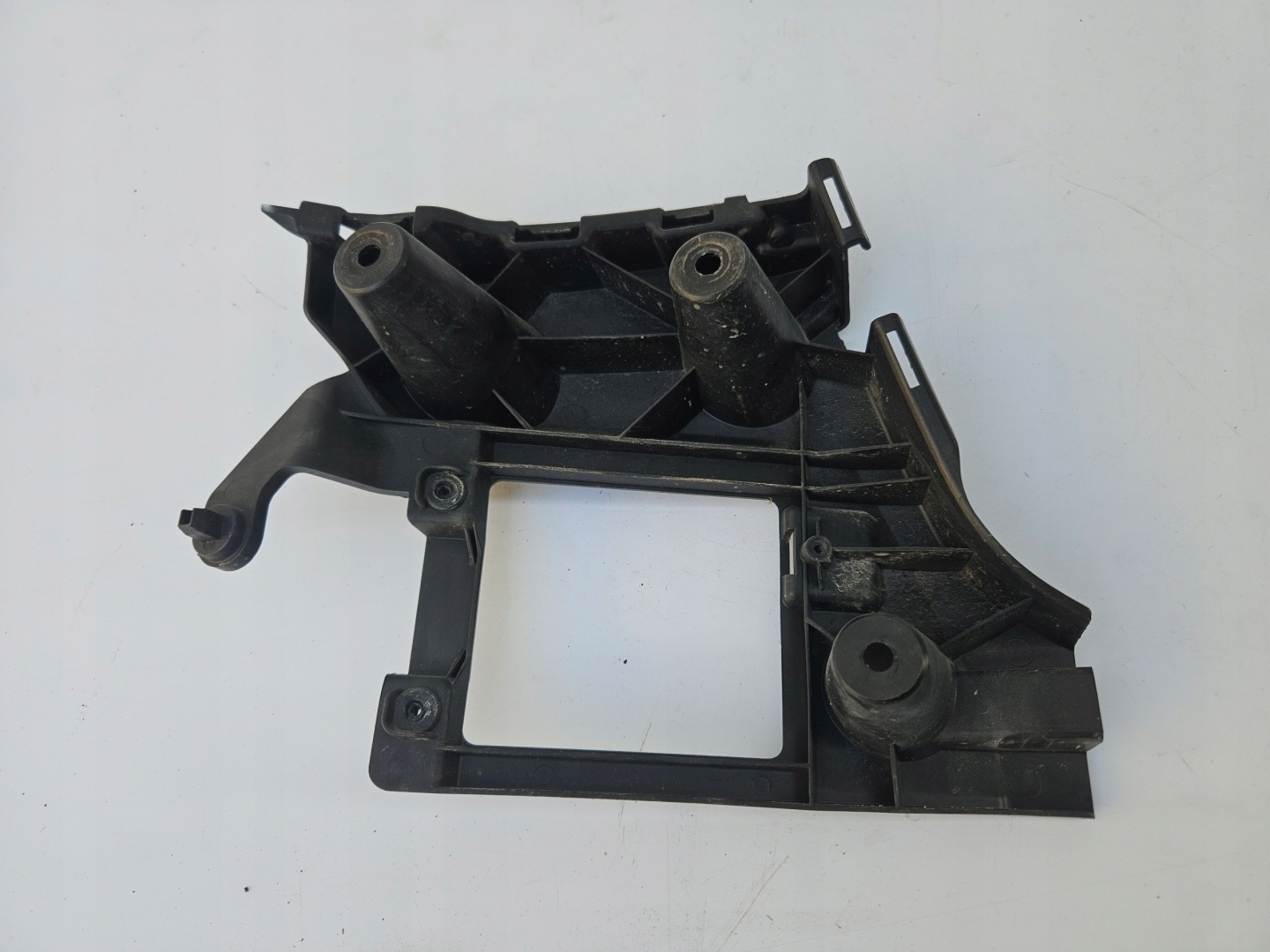 bumper bracket right rear part rear AUDI A6 C7 sedan