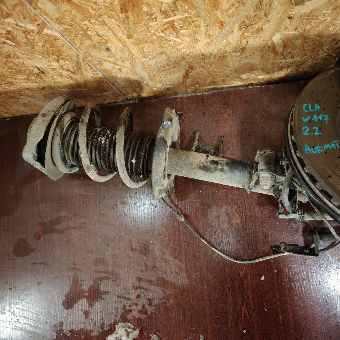 swing right shock absorber MERCEDES CLA W117 2.2 AUTOMAT