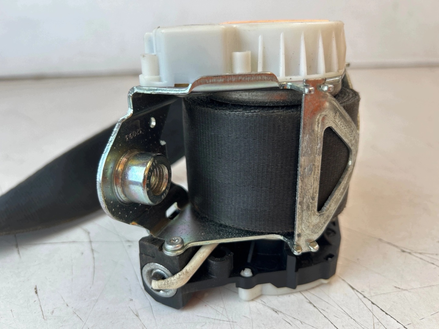 tension belt safety front front right Volkswagen Polo V 6R 5D