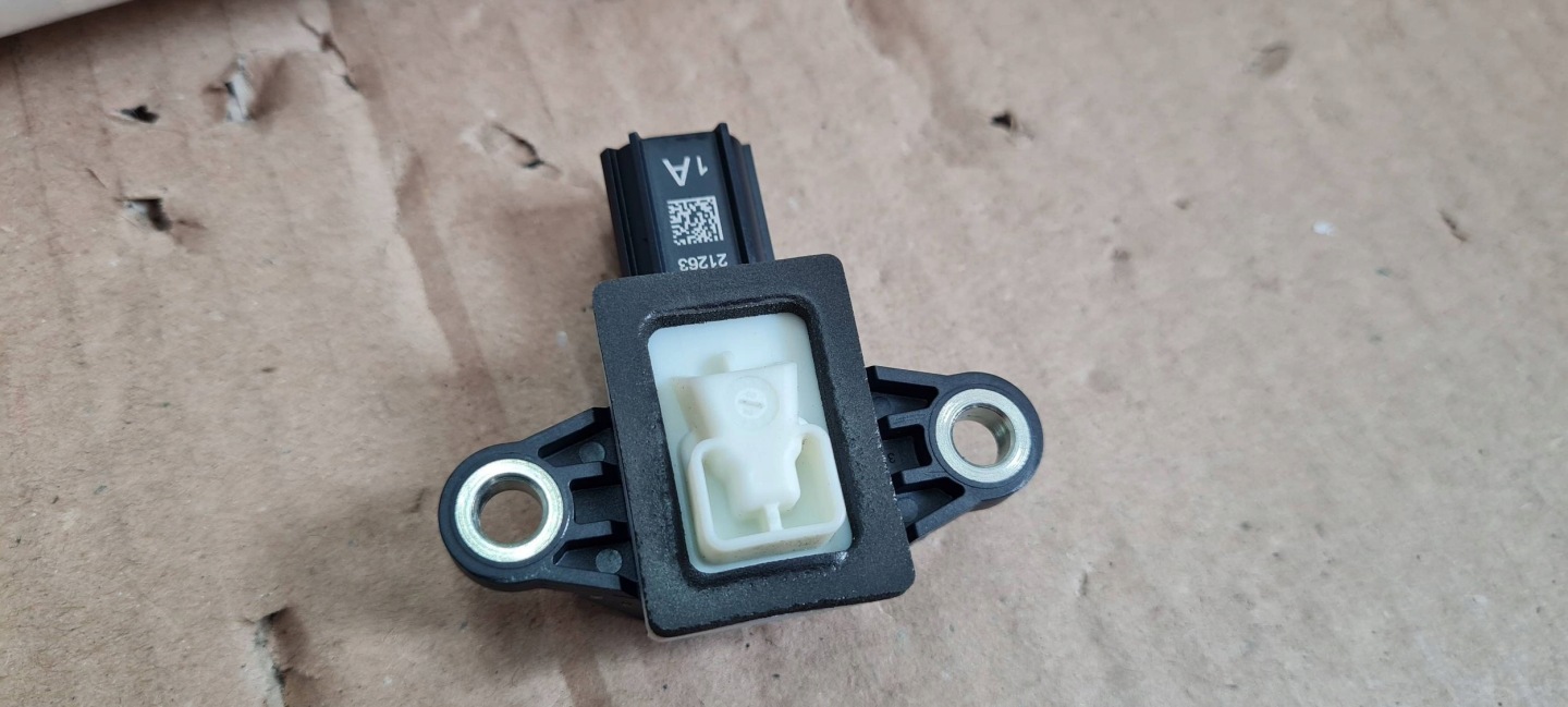 Jeep Grand Cherokee WL 2022 Crashsensor Drucksensor BOCZNY UDERZENIOWY 68370843AA
