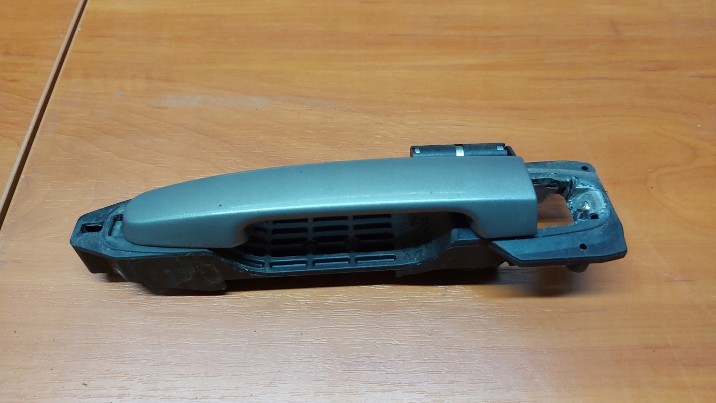 handle door left left front front TOYOTA COROLLA VERSO II 04