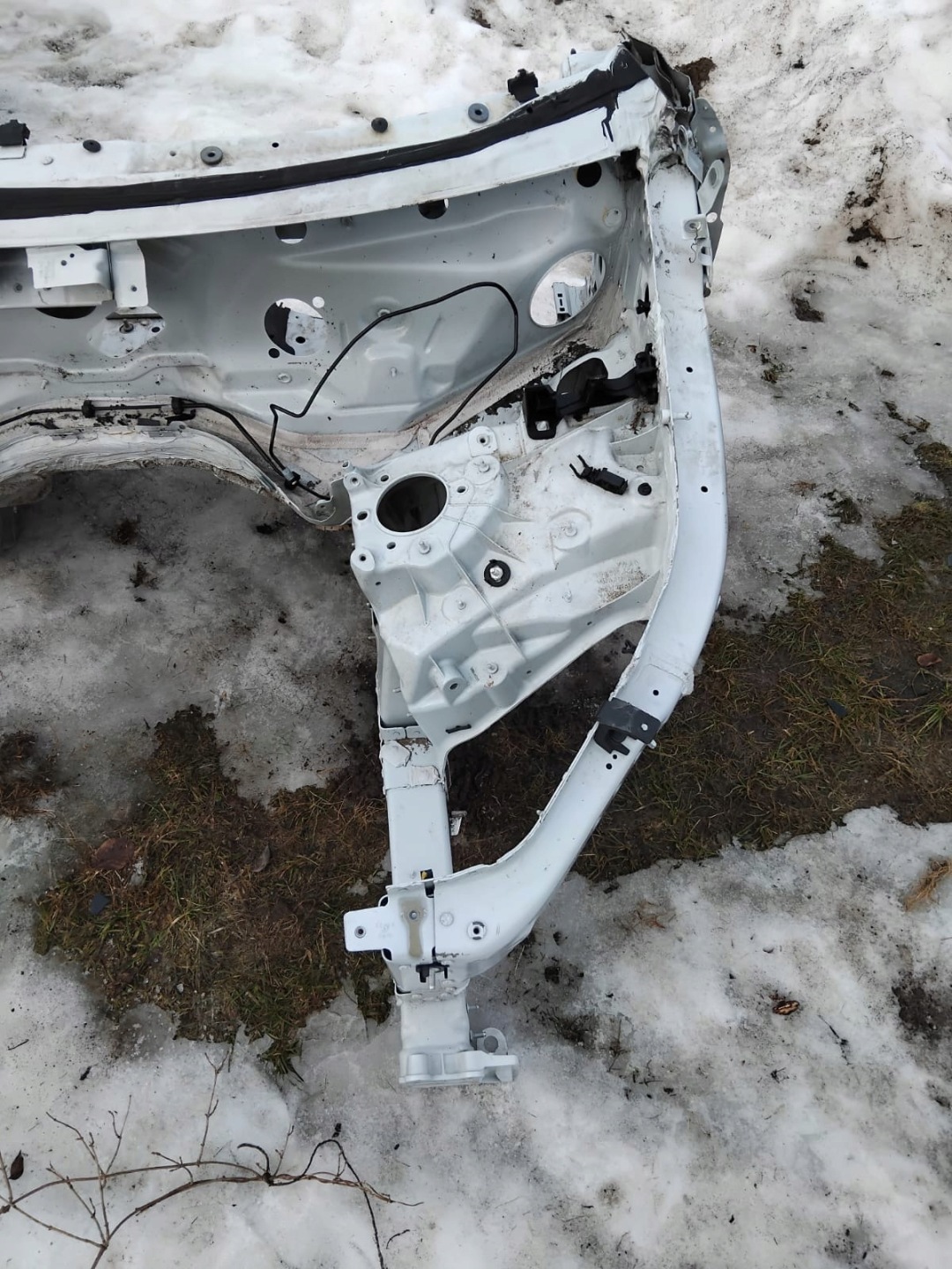 quarter front front left right SCIANA GRODZIOWA PORSCHE CAYENNE 9Y 1