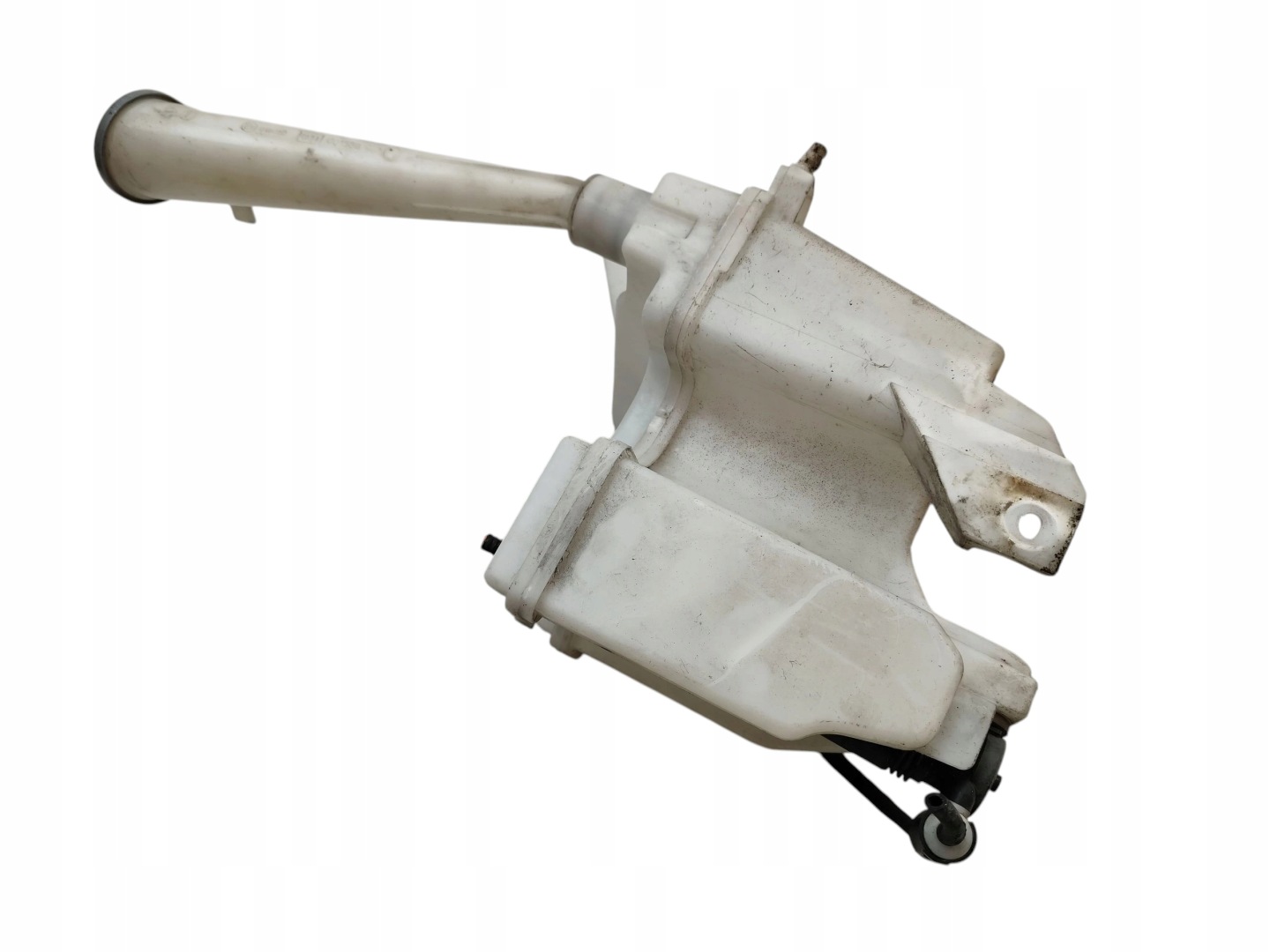 washer fluid tank NISSAN PULSAR (2014-2018)