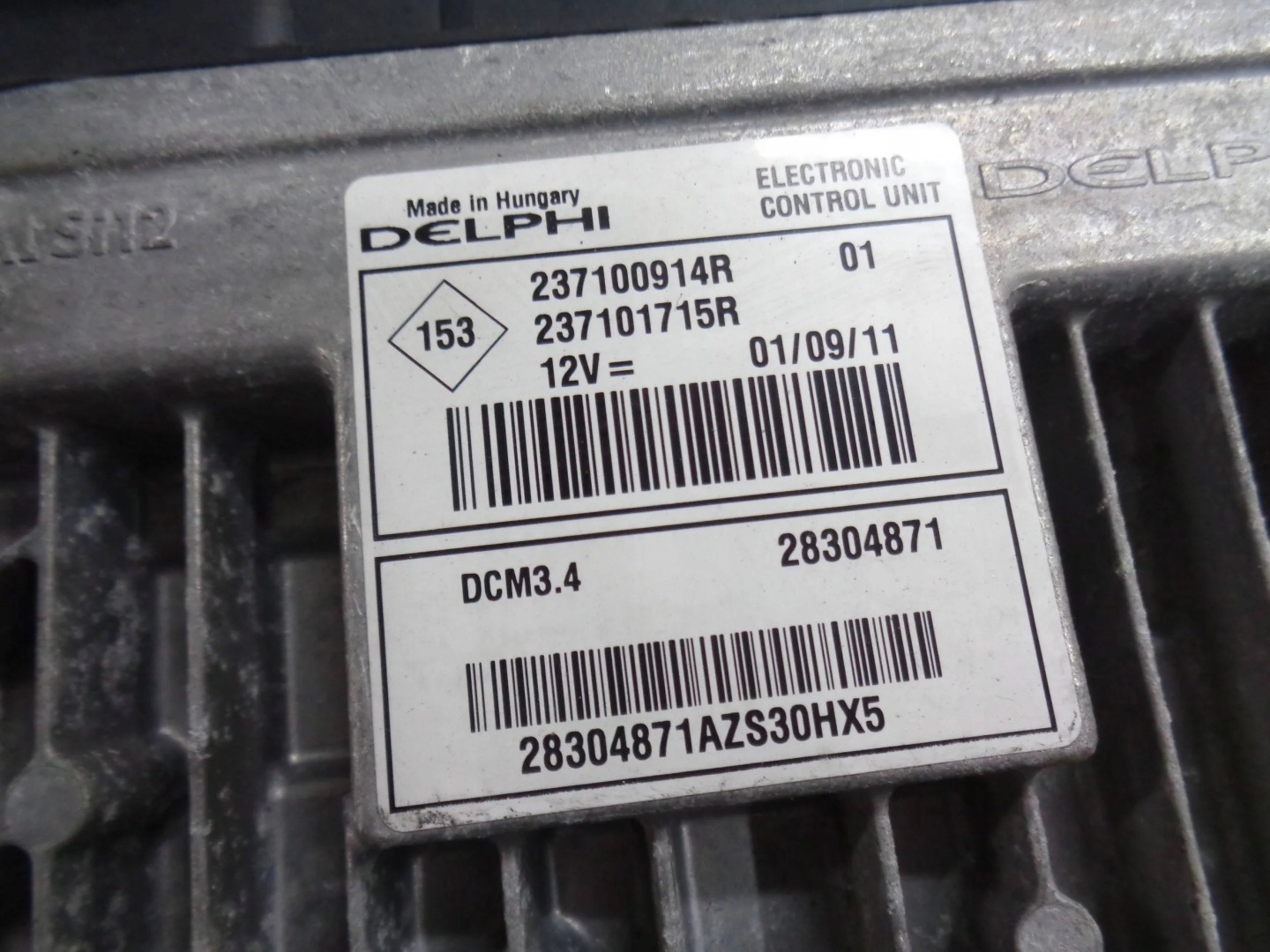 RENAULT MEGANE III 1.5 DCI control unit of the engine