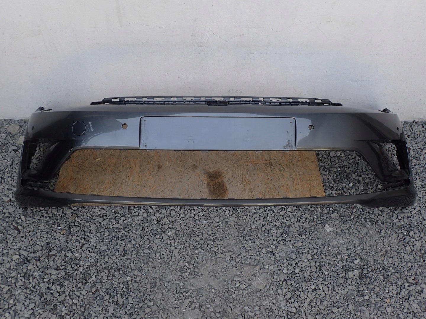 bumper front front VW SPORTSVAN 510 2013-2017R