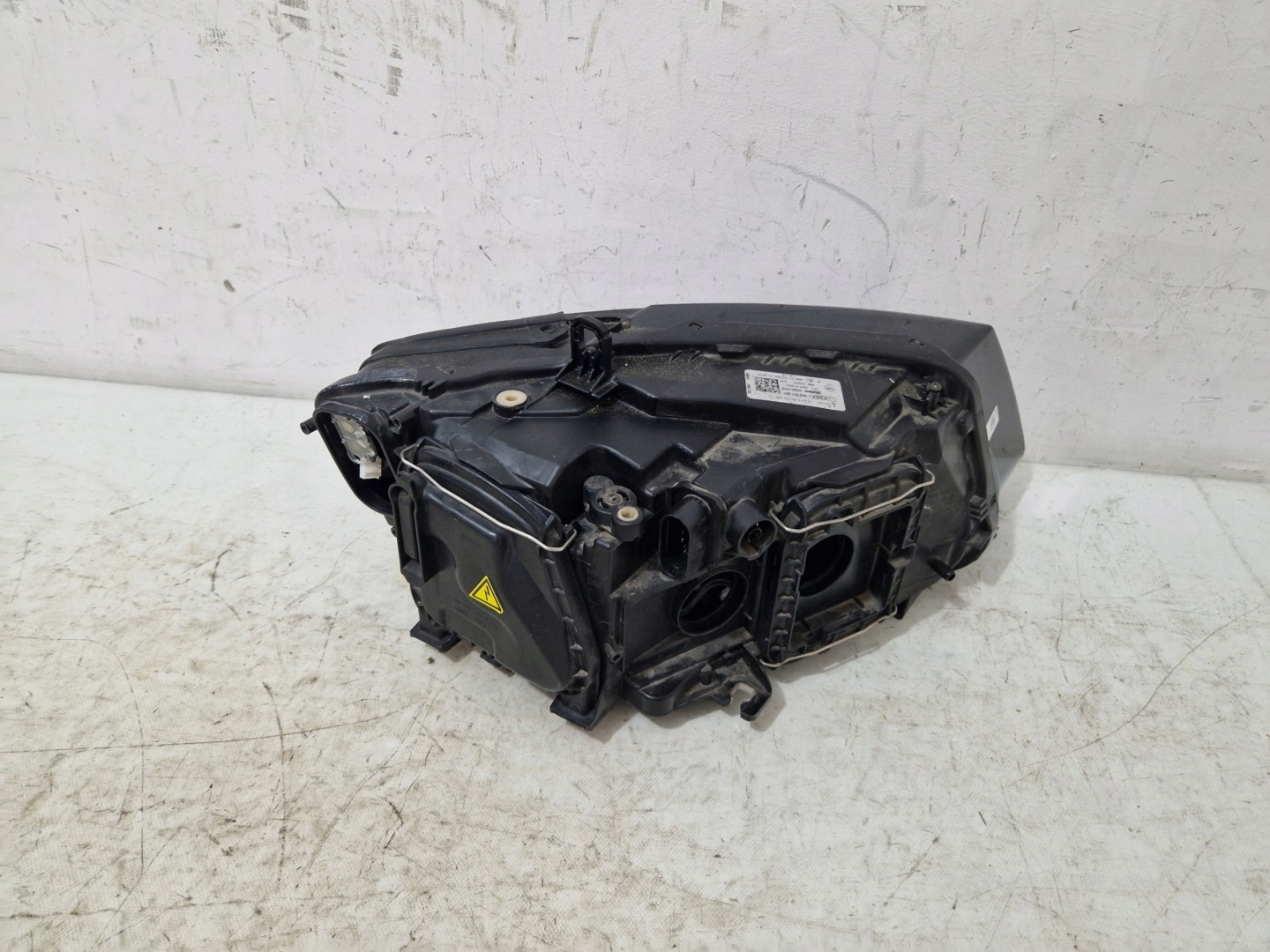AUDI Q5 8R LIFT 12-16 light front left BI XENON LED 8R0941005