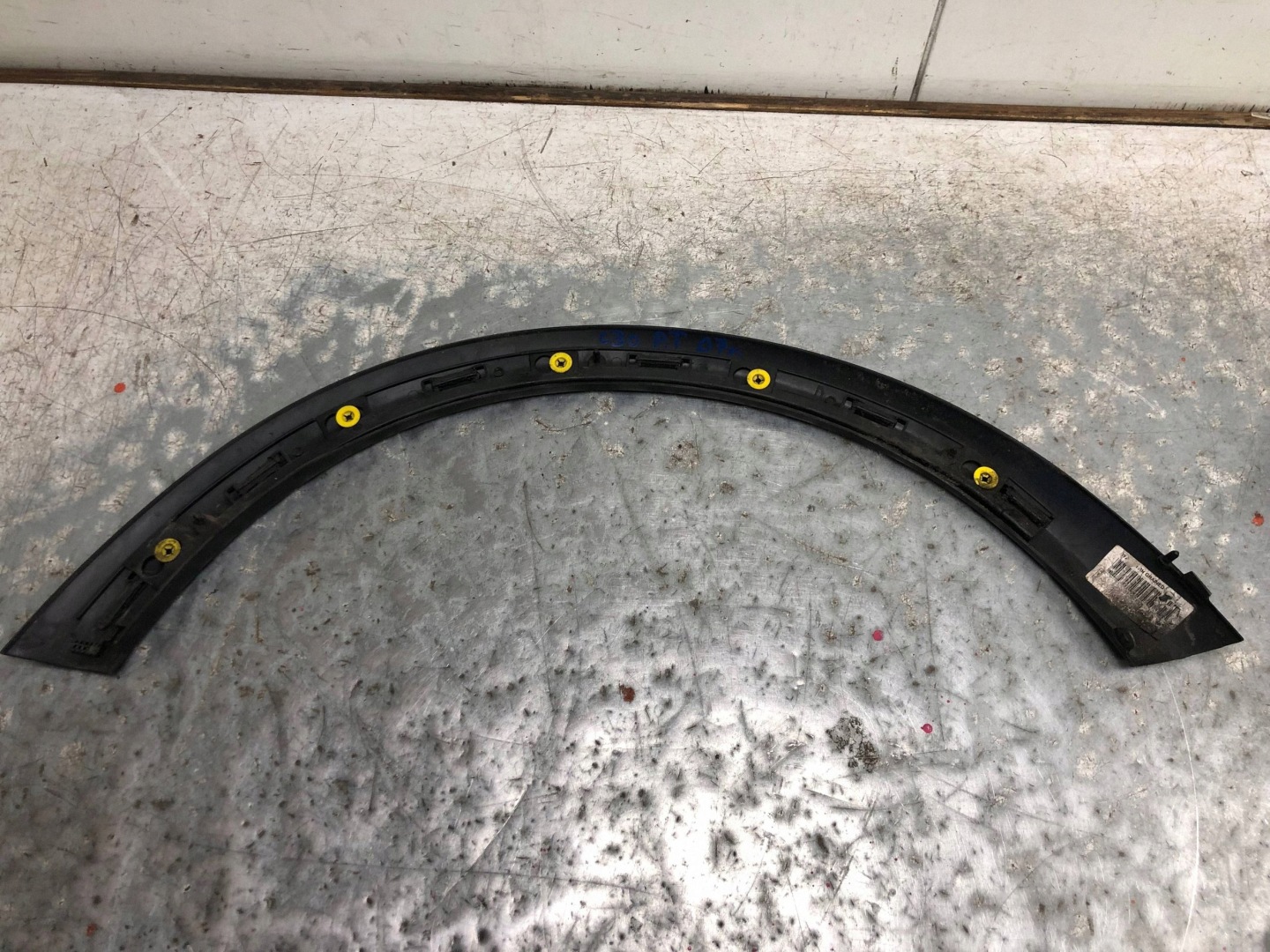 modanatura parafango destra posteriore VOLVO C30 31283137