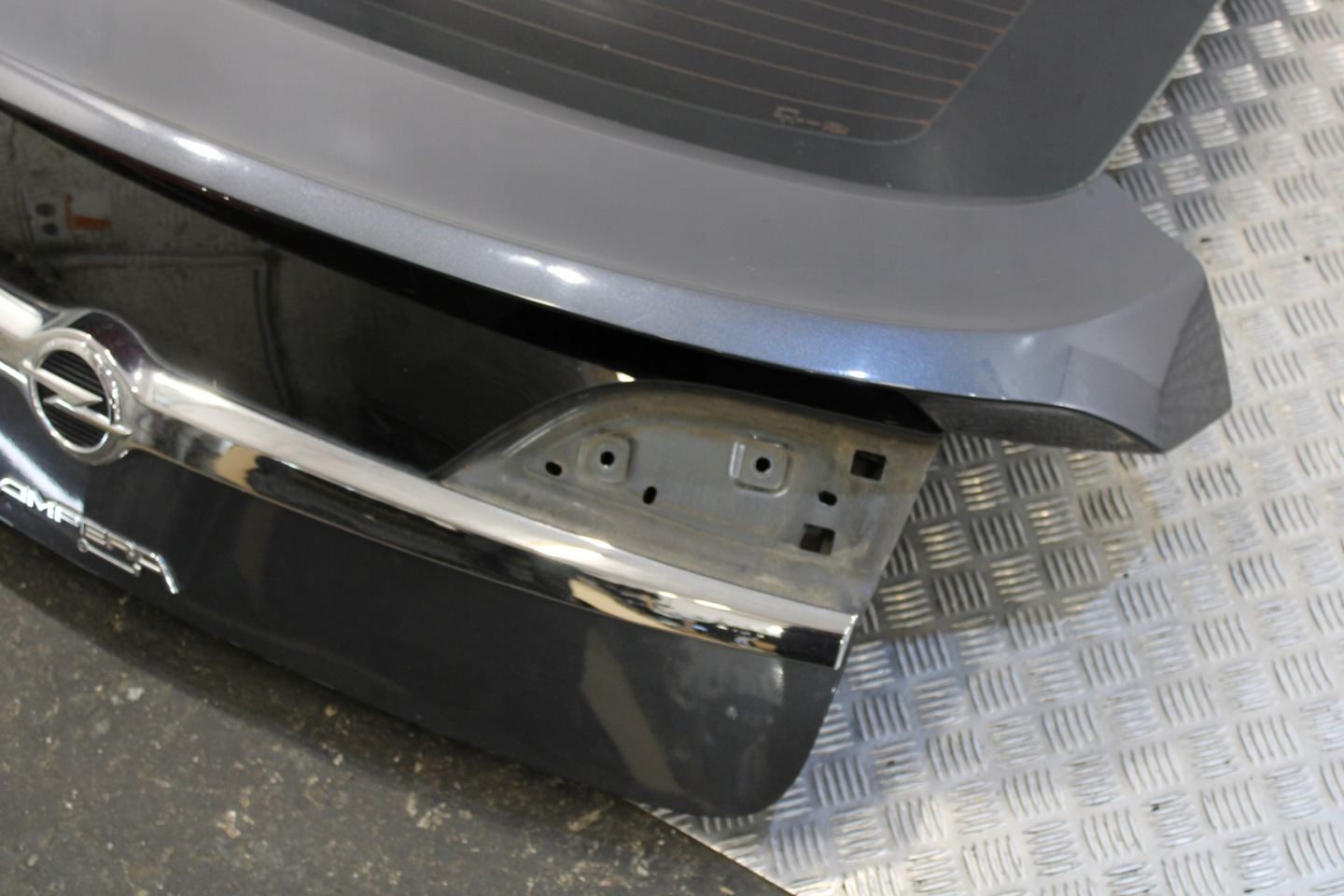 trunk door boot rear part rear complete OPEL AMPERA 1,4 BENZ
