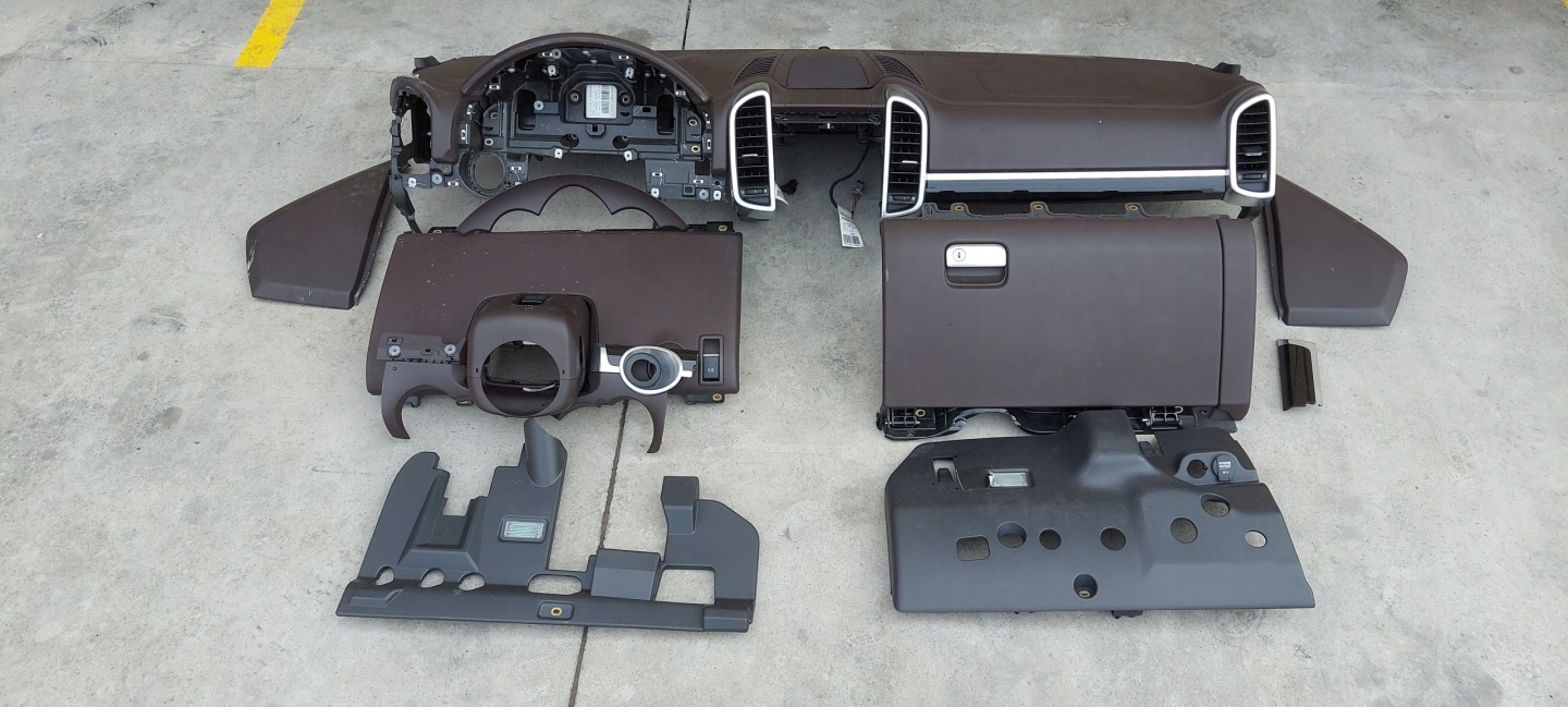 Couvercle, Couverture ELEMENTY Console PORSCHE CAYENNE 7P 10-18