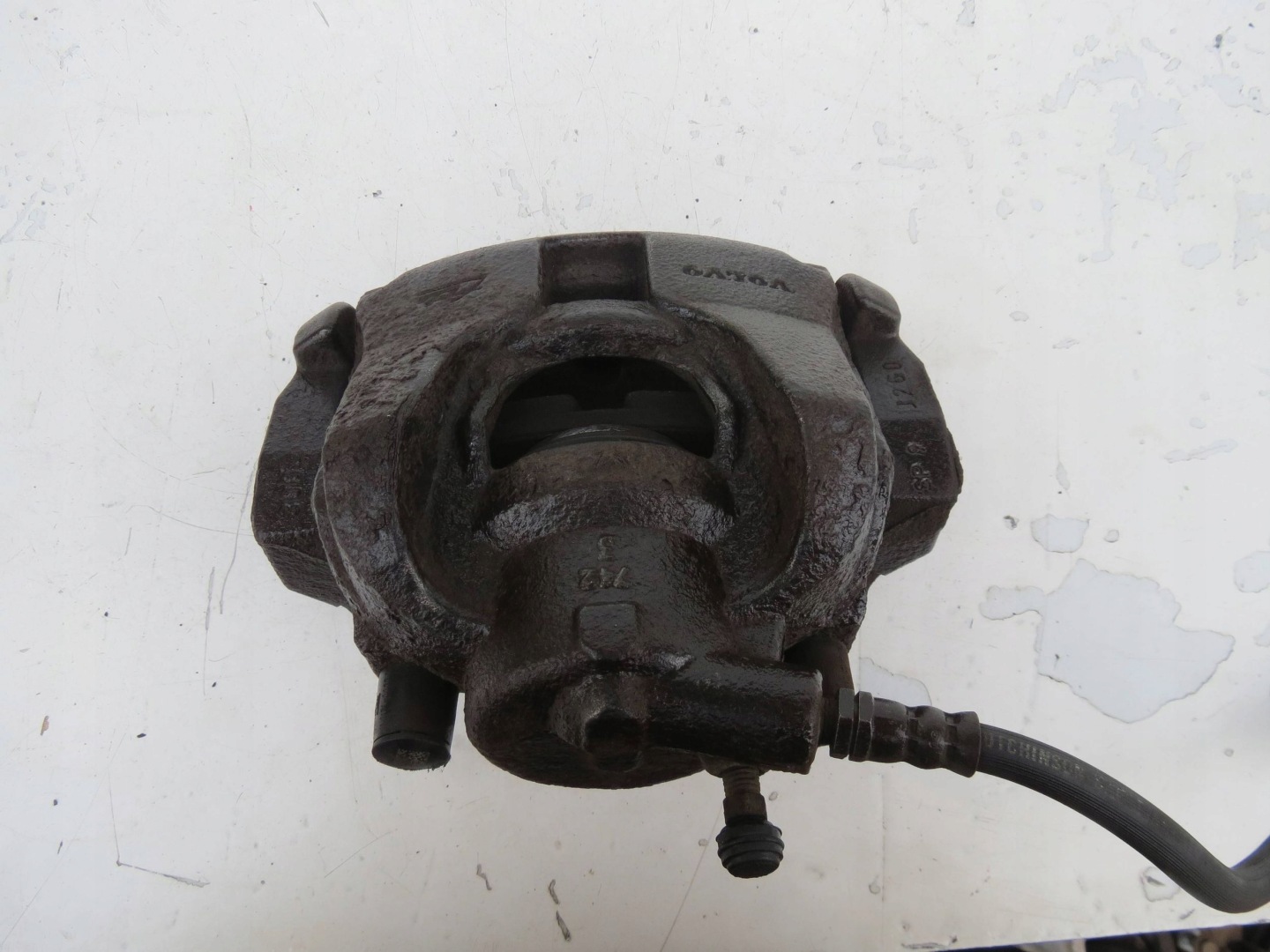 caliper brake right front VOLVO V70 lll 3.2 B R6 243 KM 07-16r