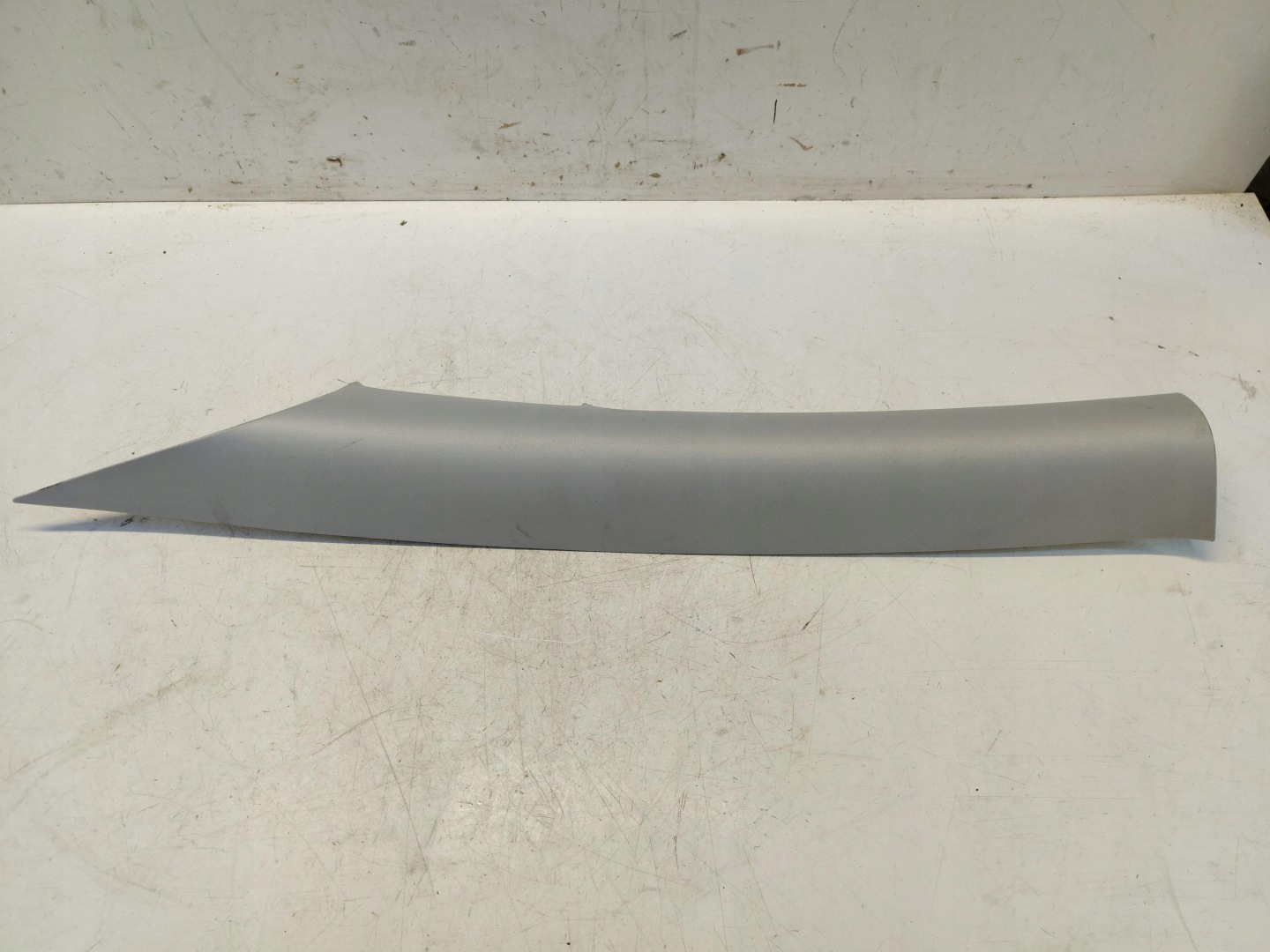TESLA MODEL 3 Blende Abdeckung plastyk slupka rechts heck