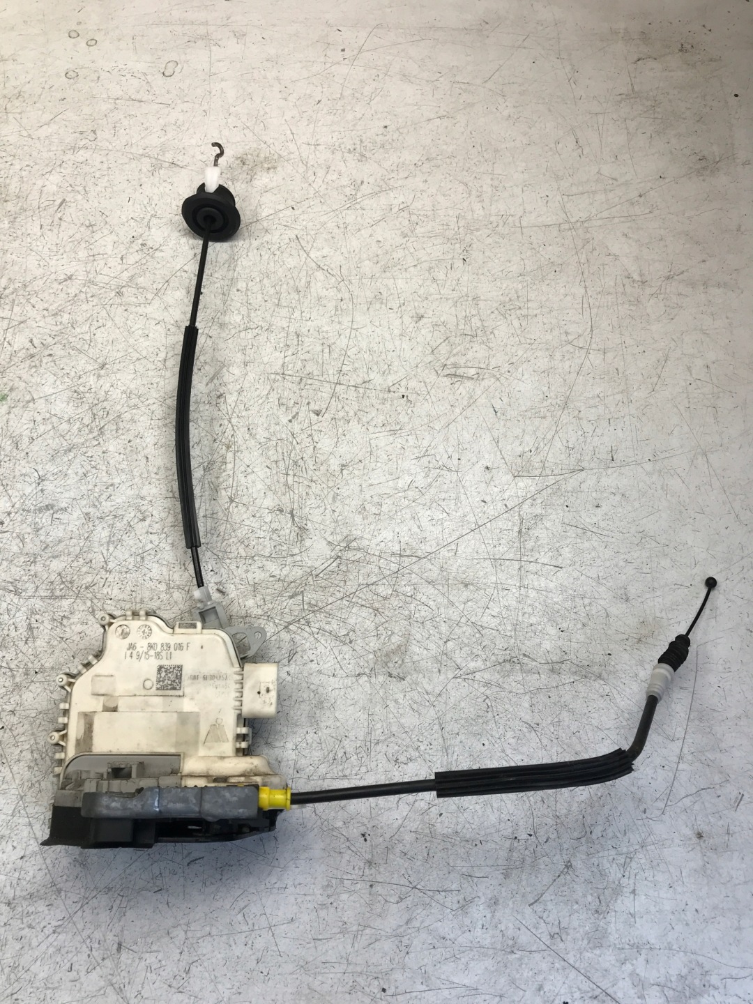 lock door right front AUDI A4 B8 LIFT 8J1837016F