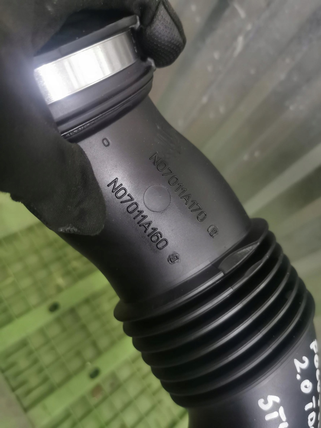 pipe wiring air FORD FOCUS MK3 2.0 TDCI AV61-12B624-B