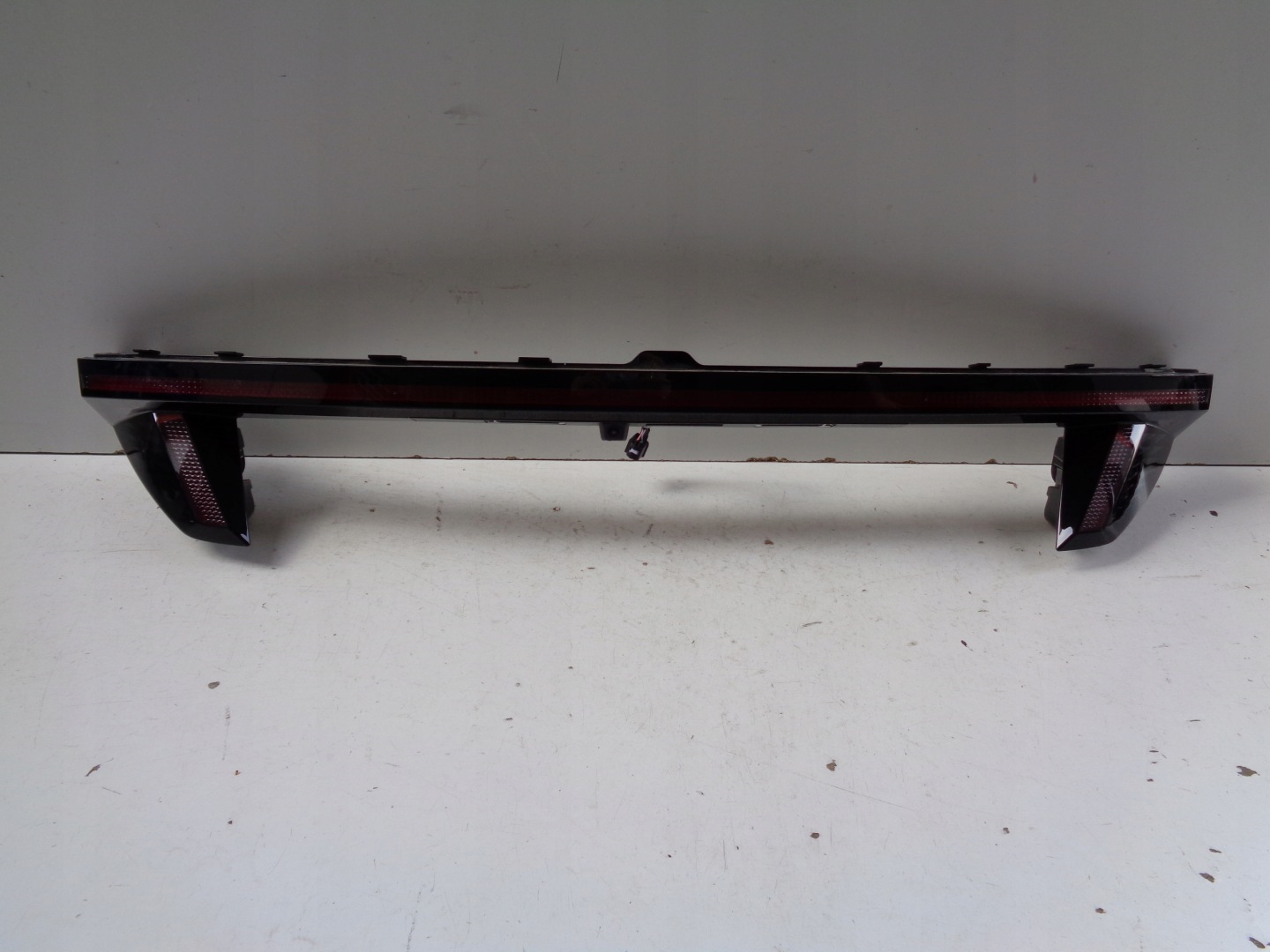 light rear cap bonnet HYUNDAI TUCSON IV 20- LED + KAMERA