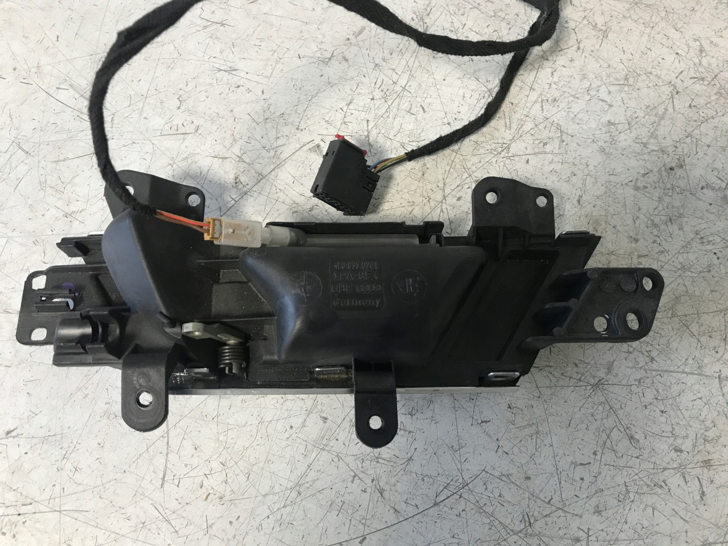 handle inner right rear part AUDI A6 C6