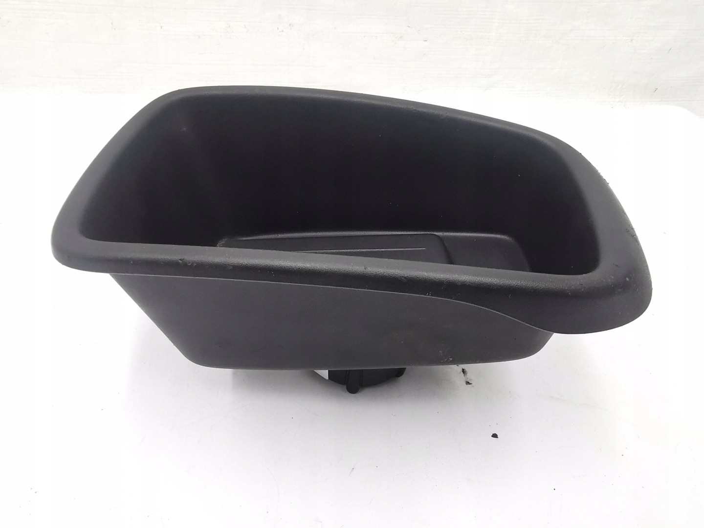 passenger compartment tunnel middle RENAULT CAPTUR 688106641R