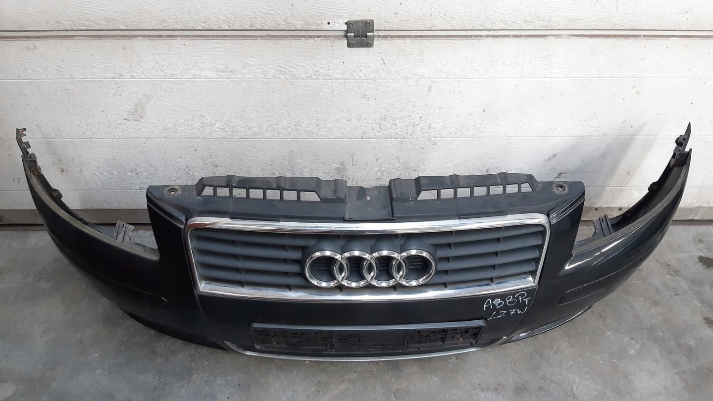 bumper front front Audi A3 8P 1,6 MPI LZ9W