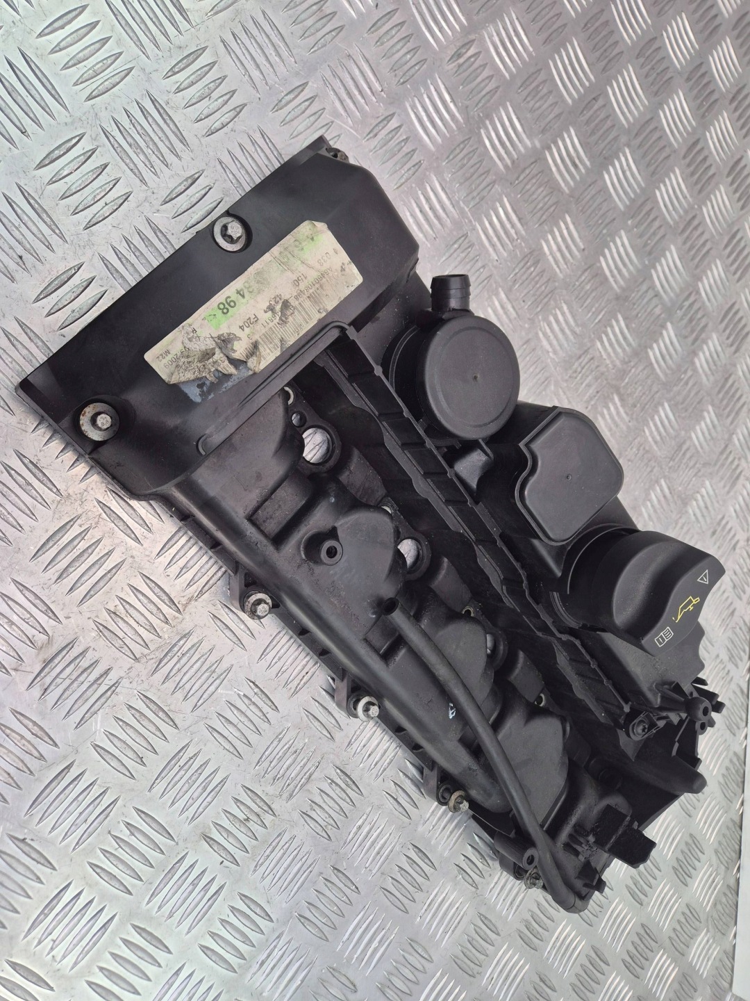 Mercedes C200 CDI W204 Abdeckung der Ventile A6460101130