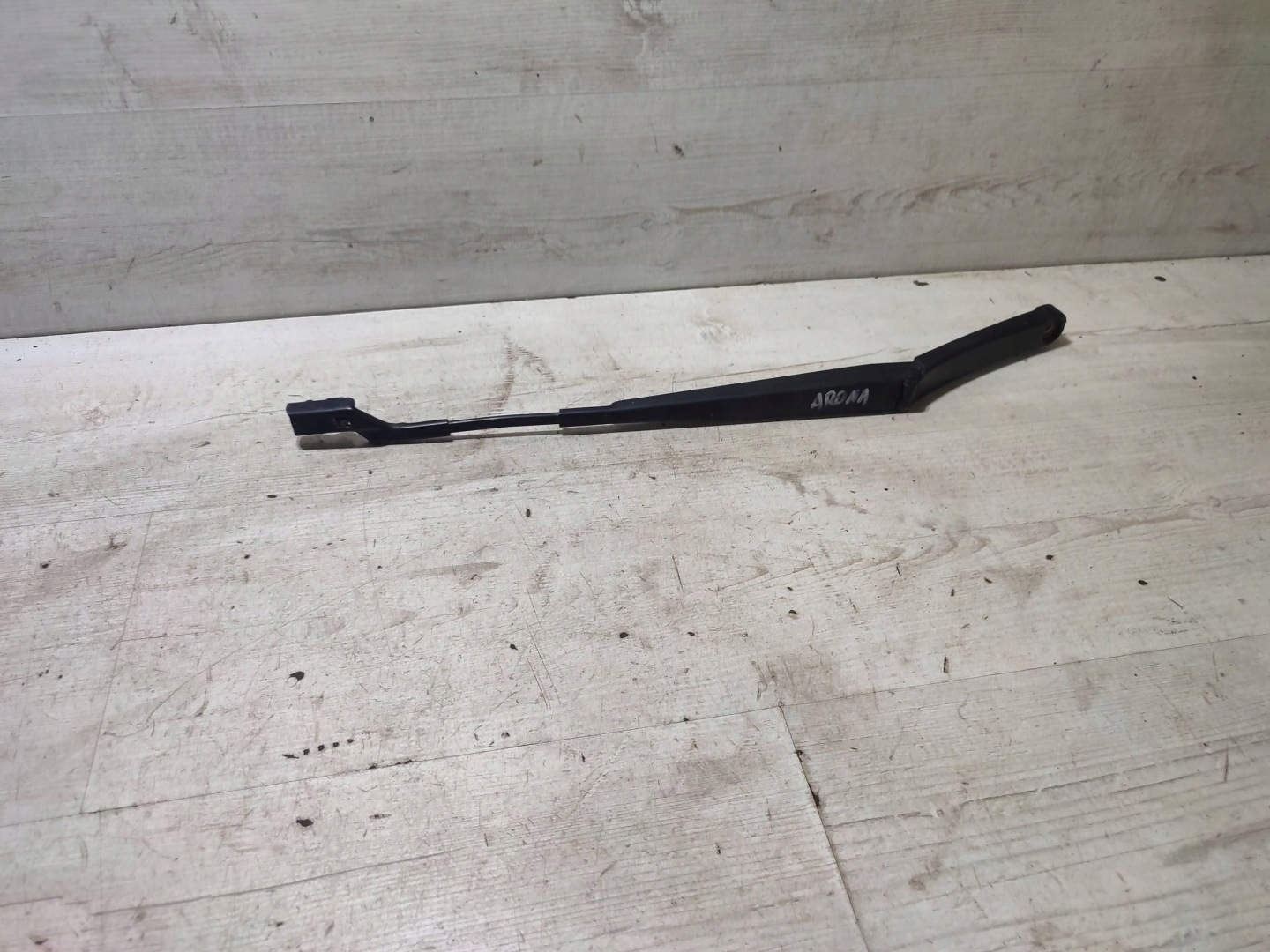 Seat Arona 2019 wiper arm windows przedniej / czolowej