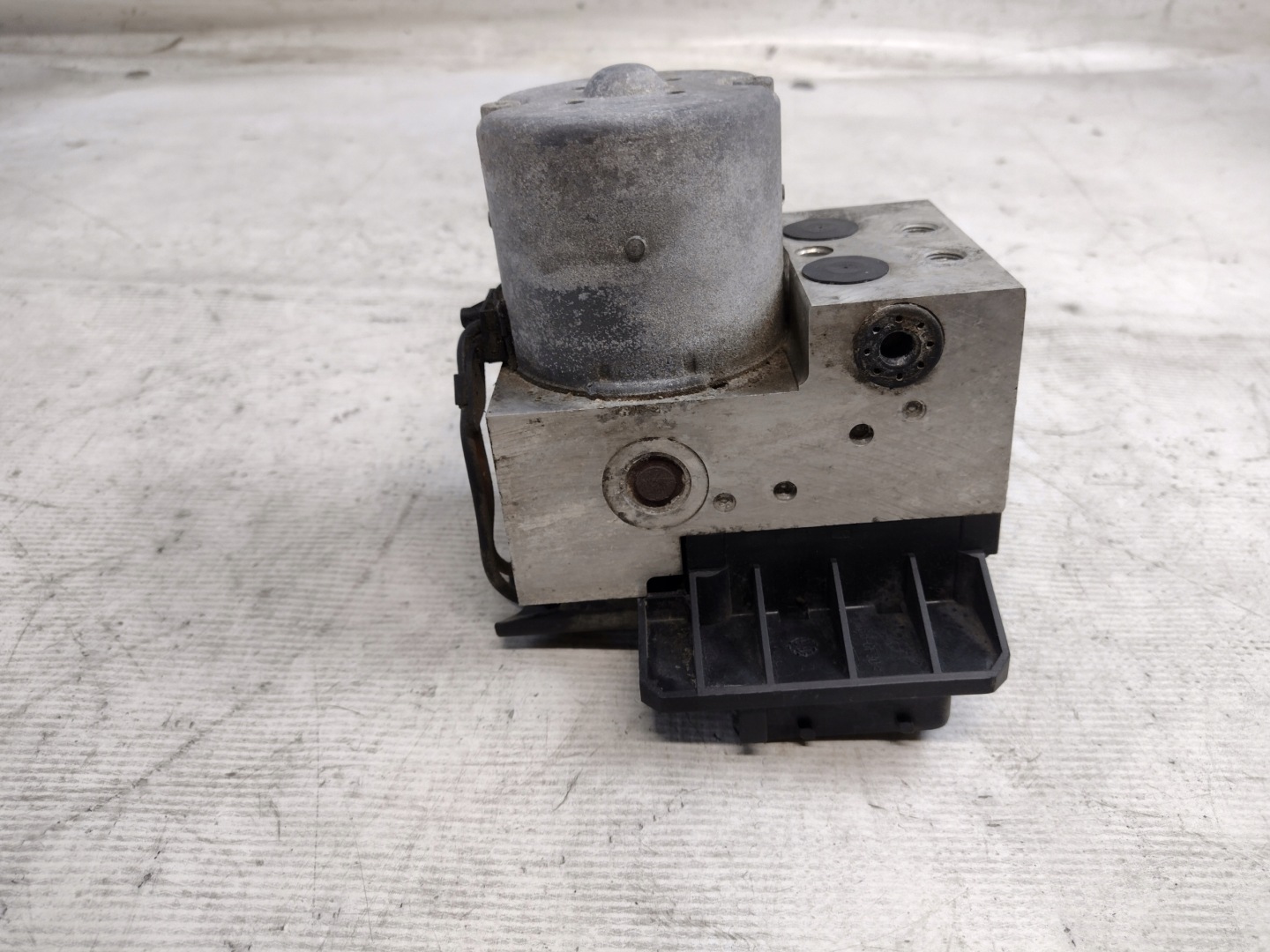 Pompa ABS Audi A6 C5 2,8B 8E0614111T