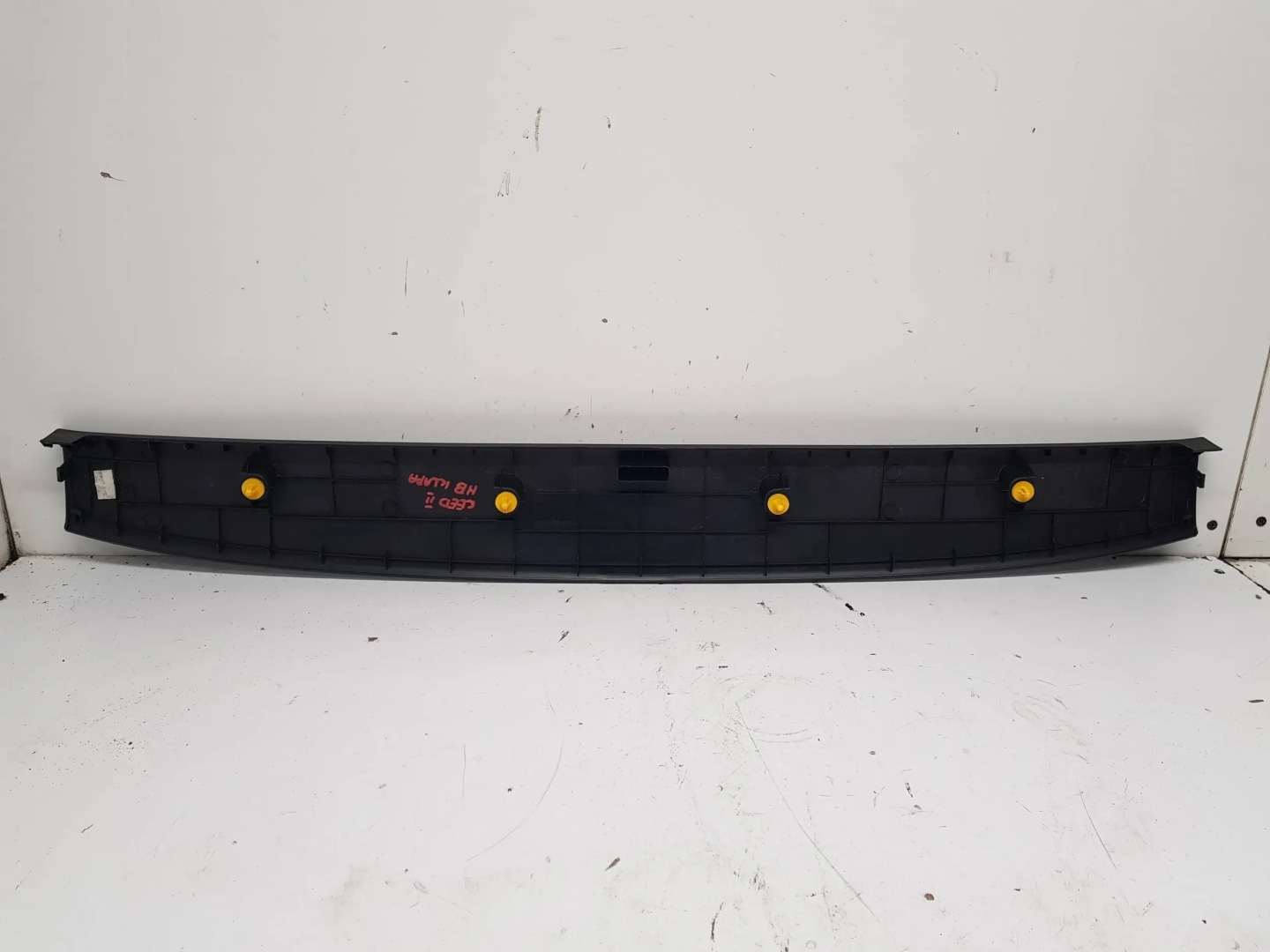 KIA CEED II 12-15 HB cover moulding bonnet boot 81761-A2000