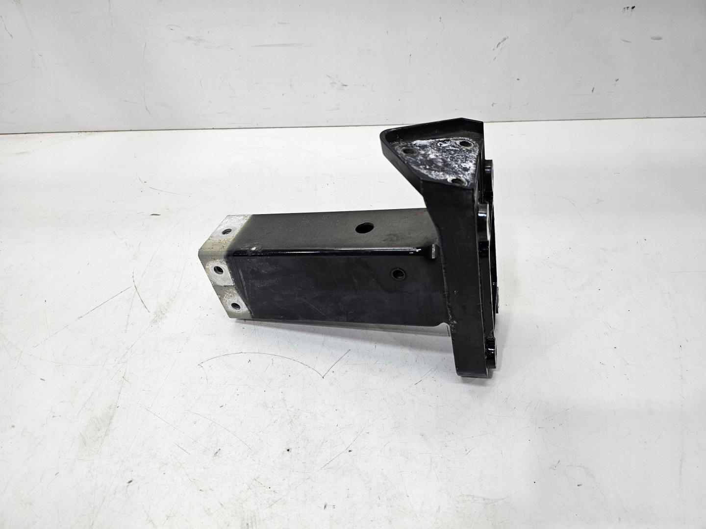 beam tip PODLUZNICY left AUDI TT 8J 8J0853109D