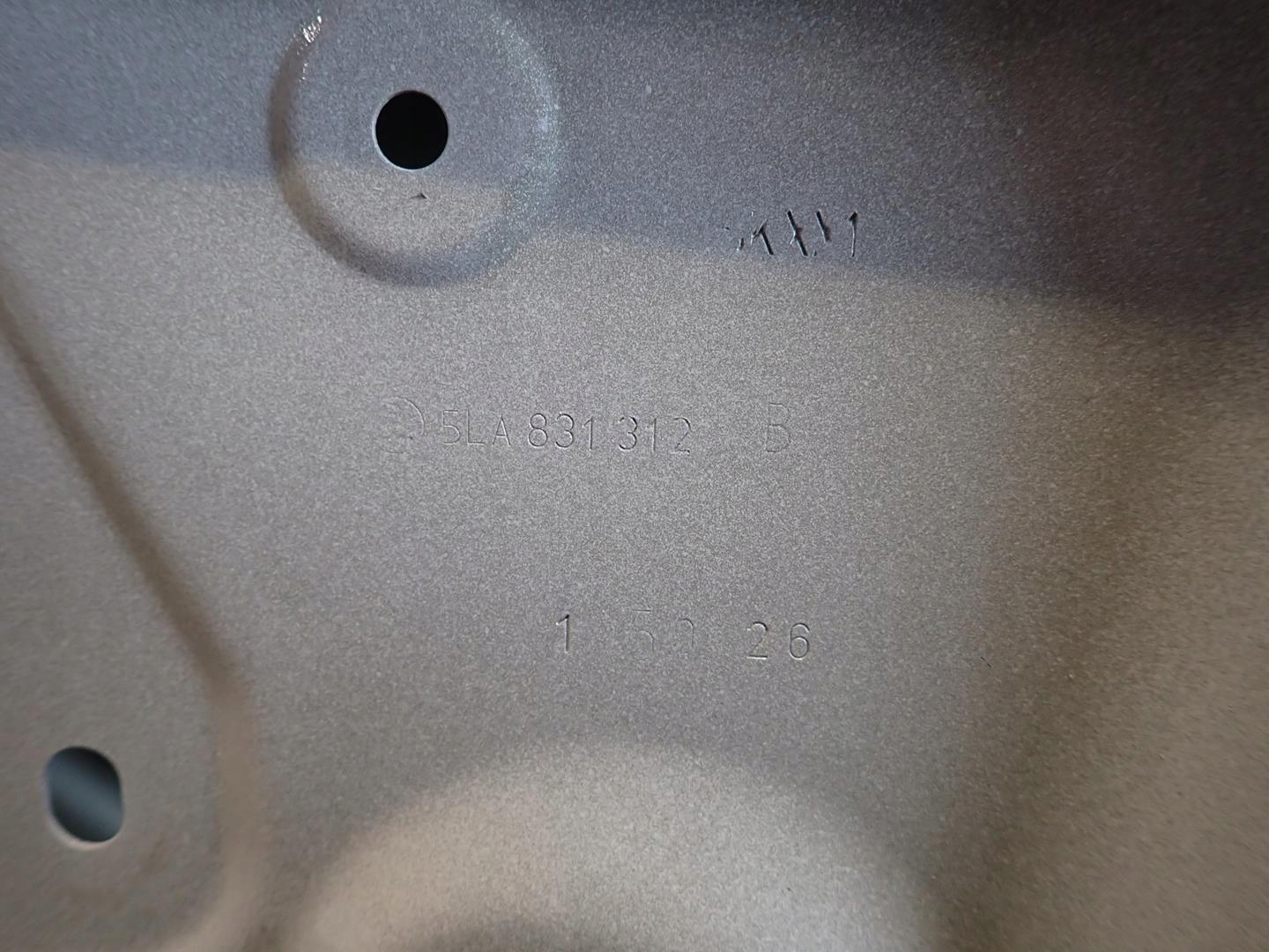 door front front right SKODA ENYAQ 2021- 5LA831312B