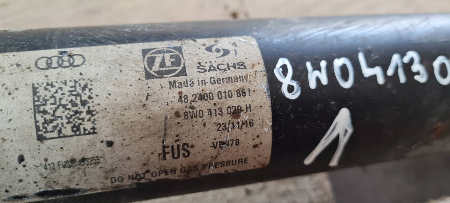 S4 B9 8W A4 shock absorber front front spring 8W0413029H A5 8W S5