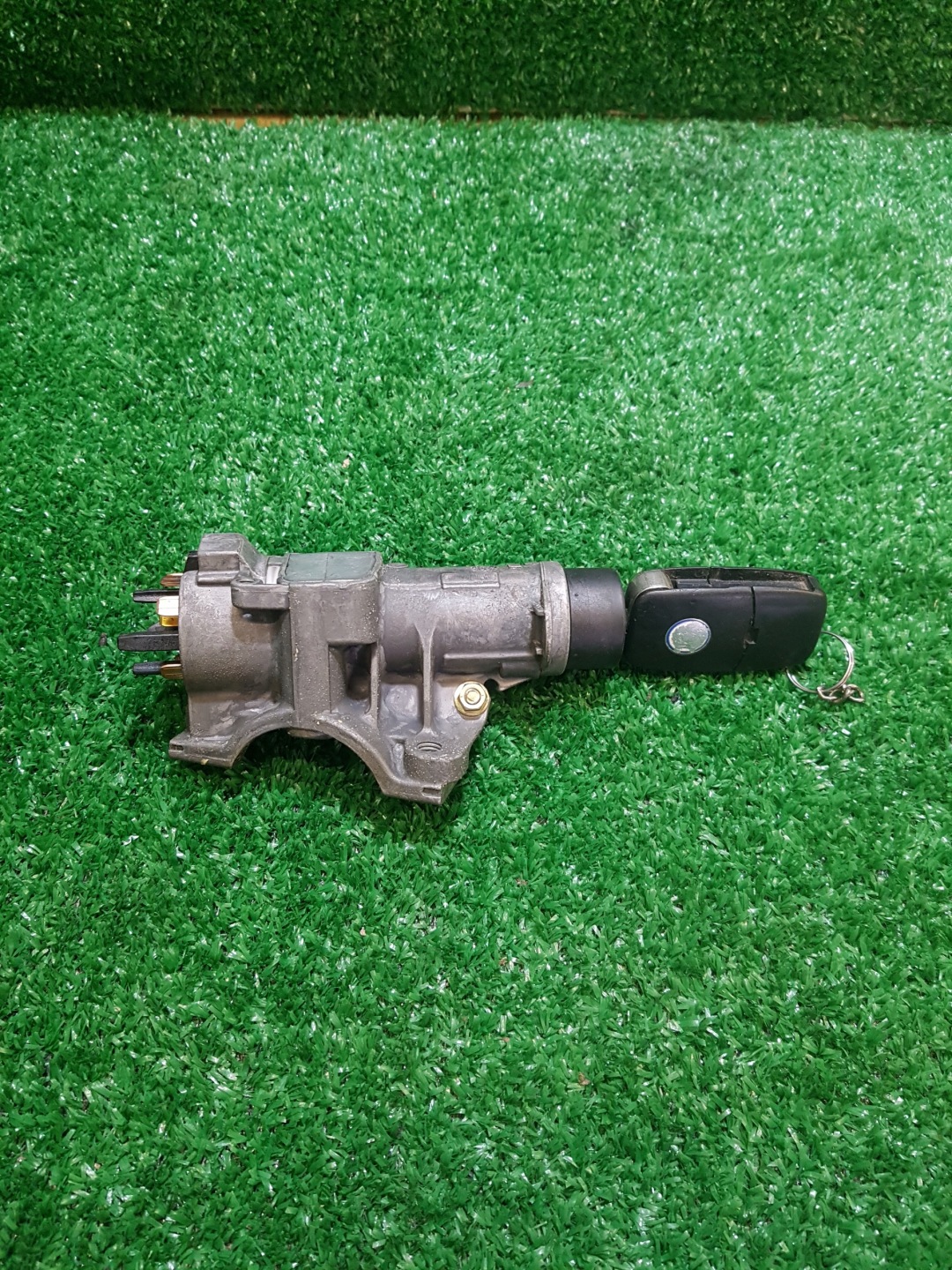 ignition Z KLUCZYKIEM AUDI A4 B5 4B0905851C