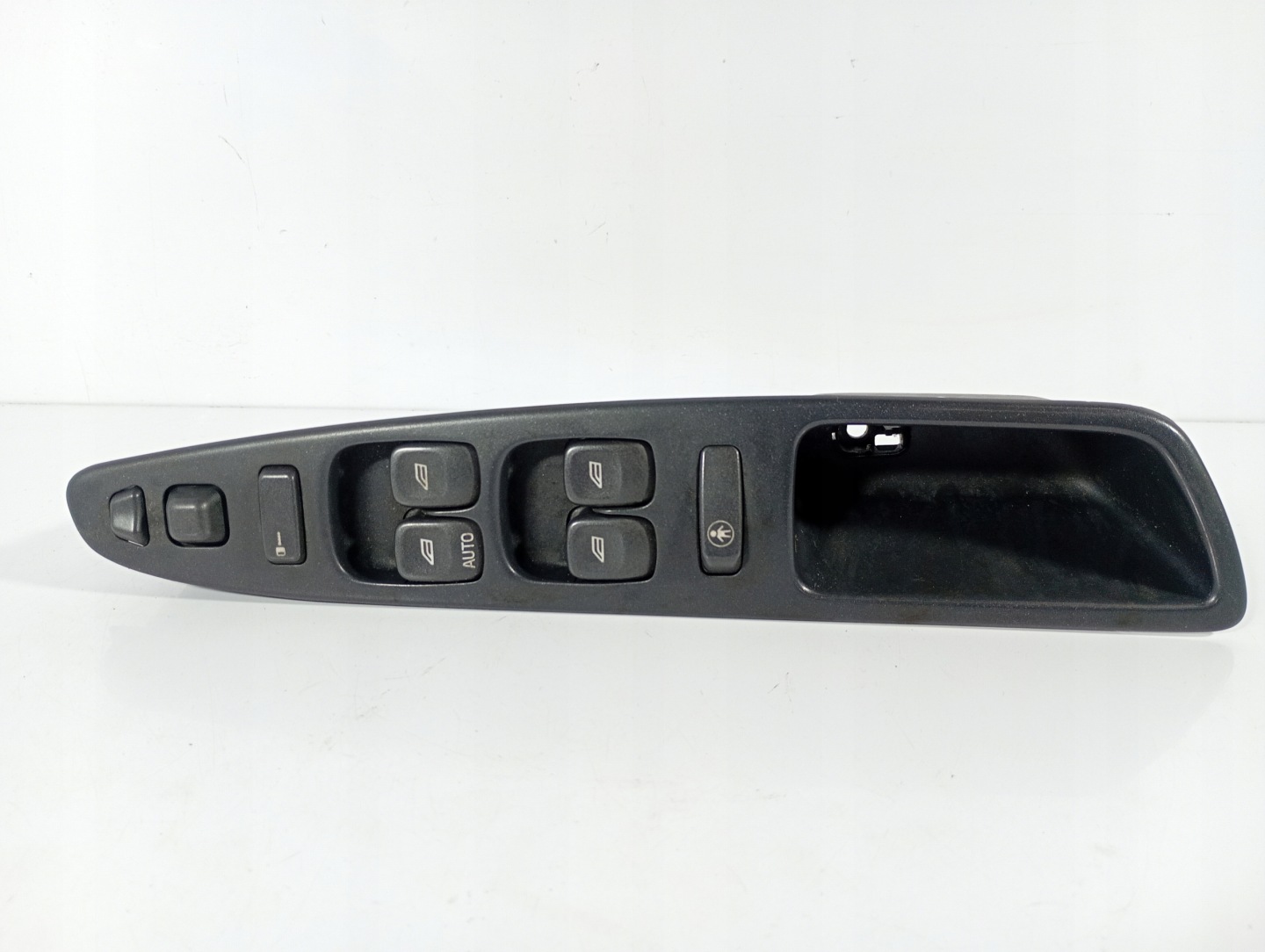Volvo V40 95-04 PANEL REGULACJA regulation button windows OE 30889745
