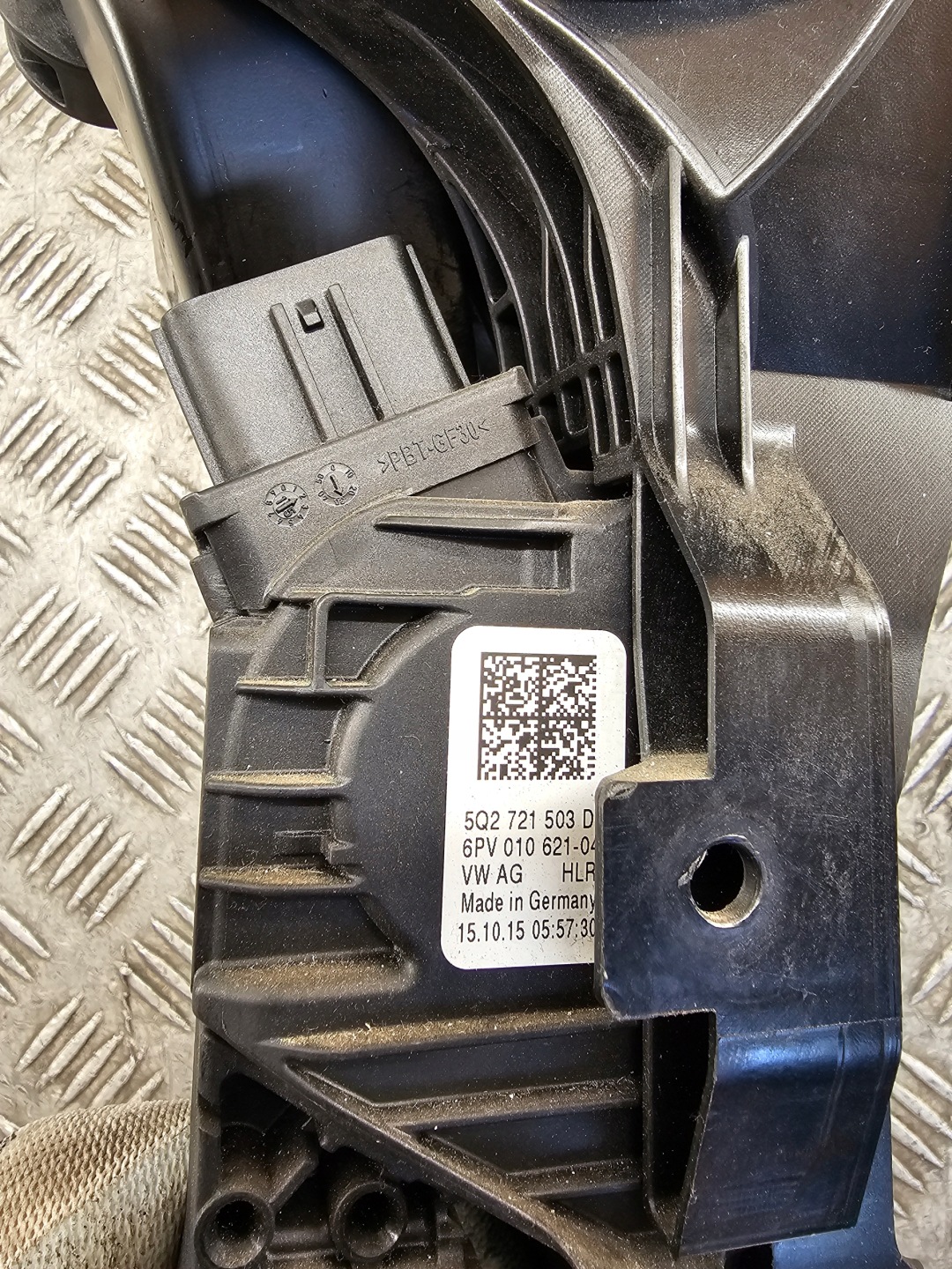 accelerator pedal brakes running board VW GOLF VII 5Q2721058AN