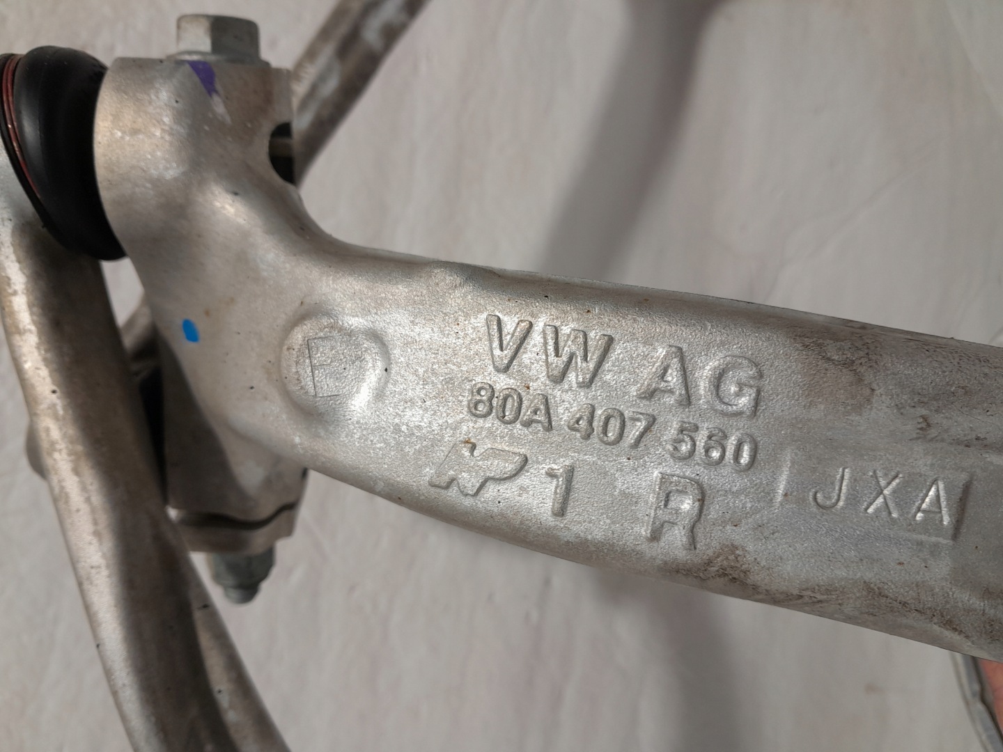 AUDI Q5 80A otoč ramene pravý předek 80A407156 80A407560