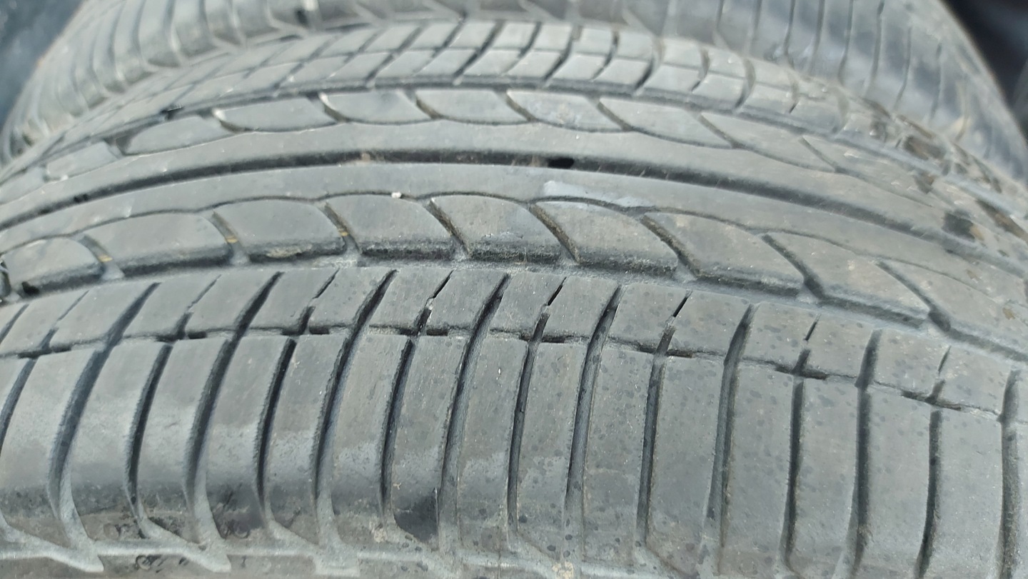 BRIDGESTONE ECOPIA EP25 175/65R15 pneumatici, gomme estive 5,5mm